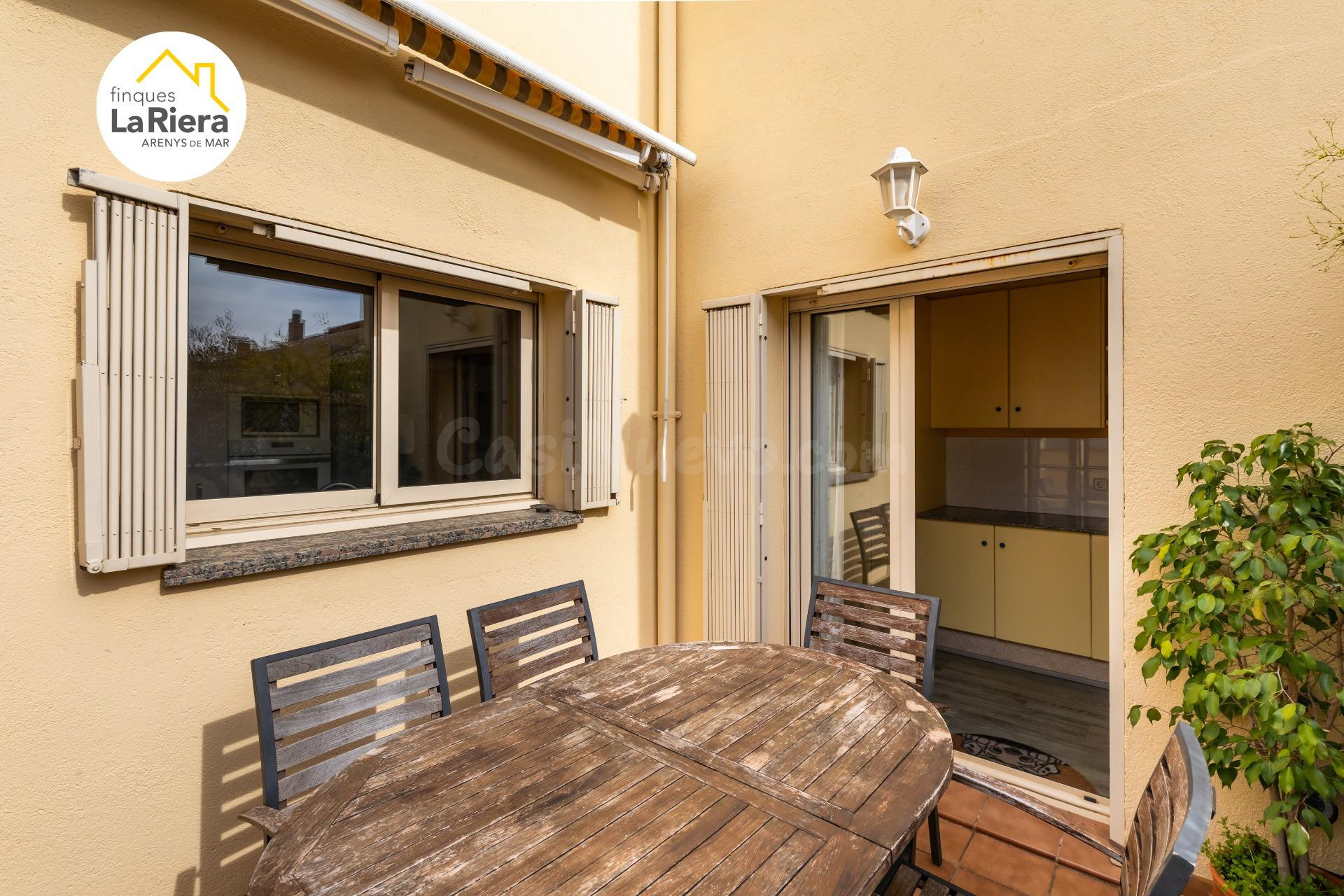CASA DE PUEBLO MUY CÉNTRICA A PUNTO PARA ENTRAR A VIVIR !! - foto 2