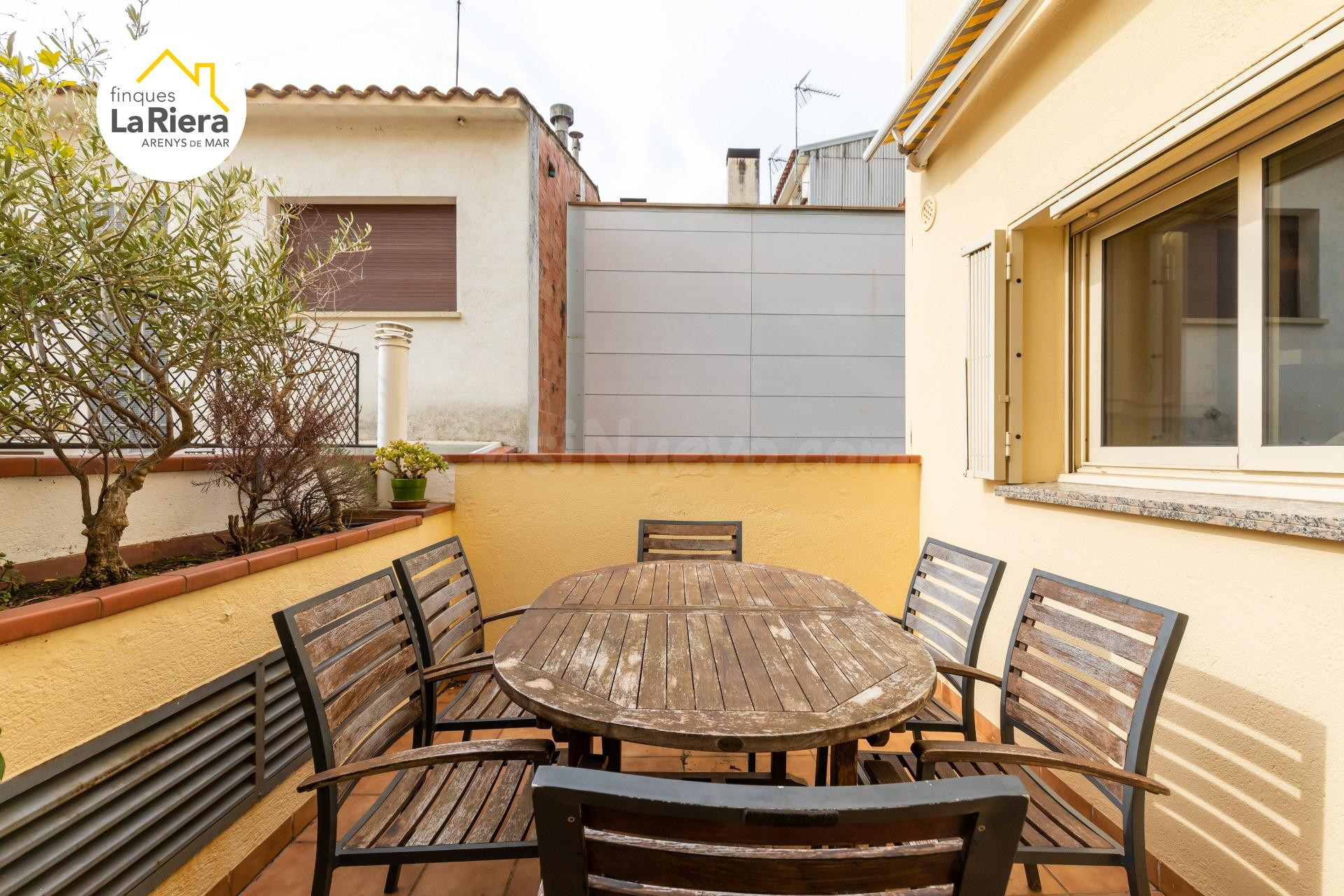 CASA DE PUEBLO MUY CÉNTRICA A PUNTO PARA ENTRAR A VIVIR !! - foto 3