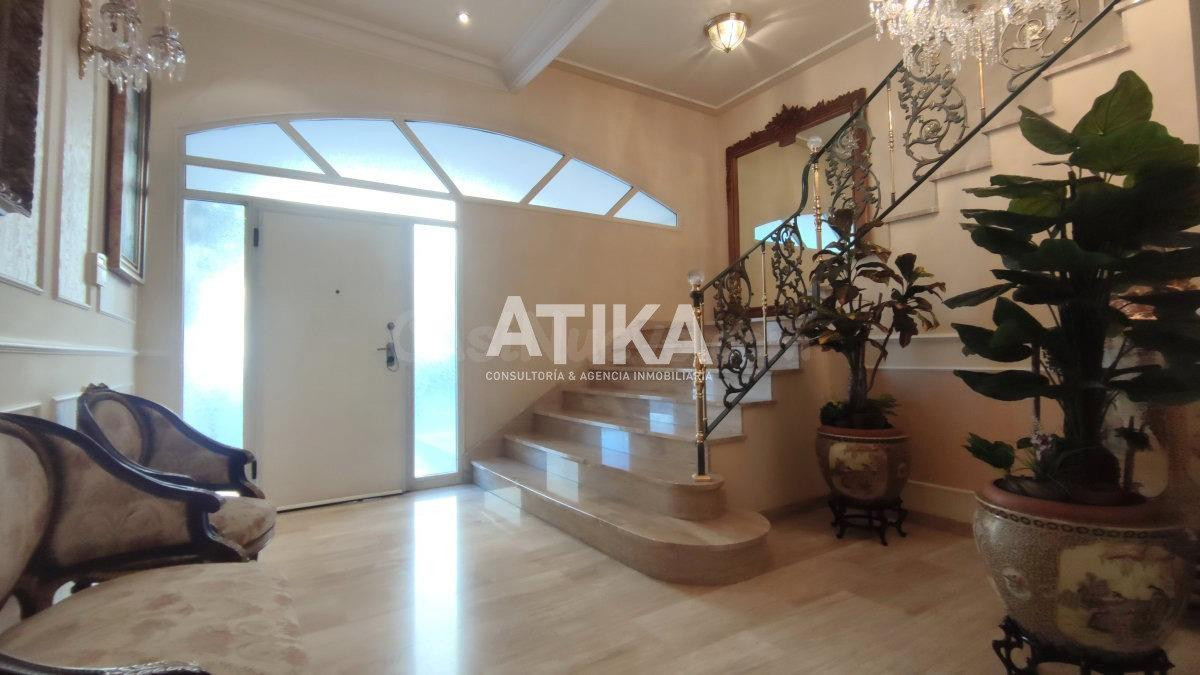 IMPRESIONANTE CASA DE LUJO A LA VENTA EN ALBAIDA - foto 2