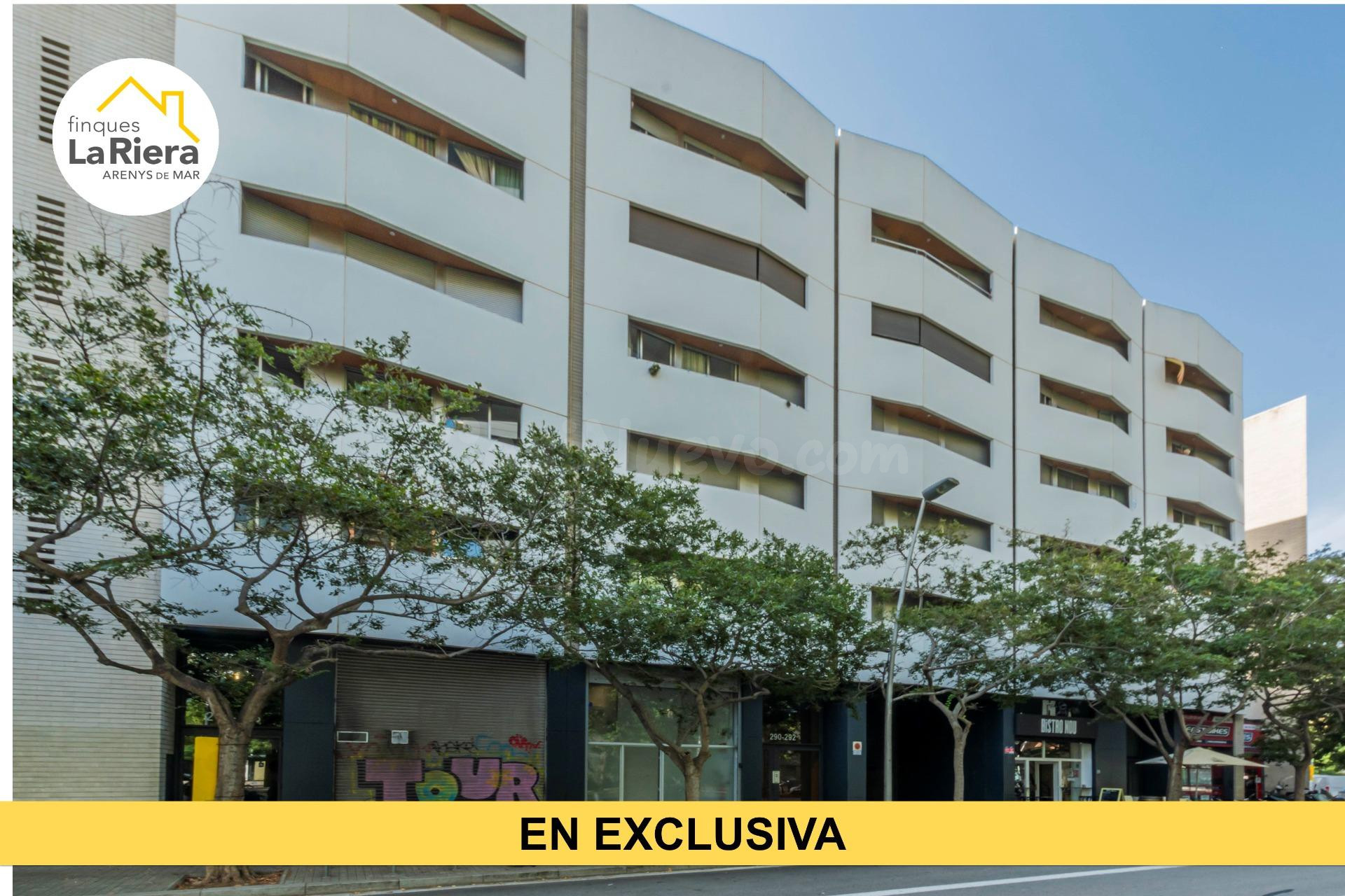 LOCAL COMERCIAL EN POBLENOU (BARCELONA)