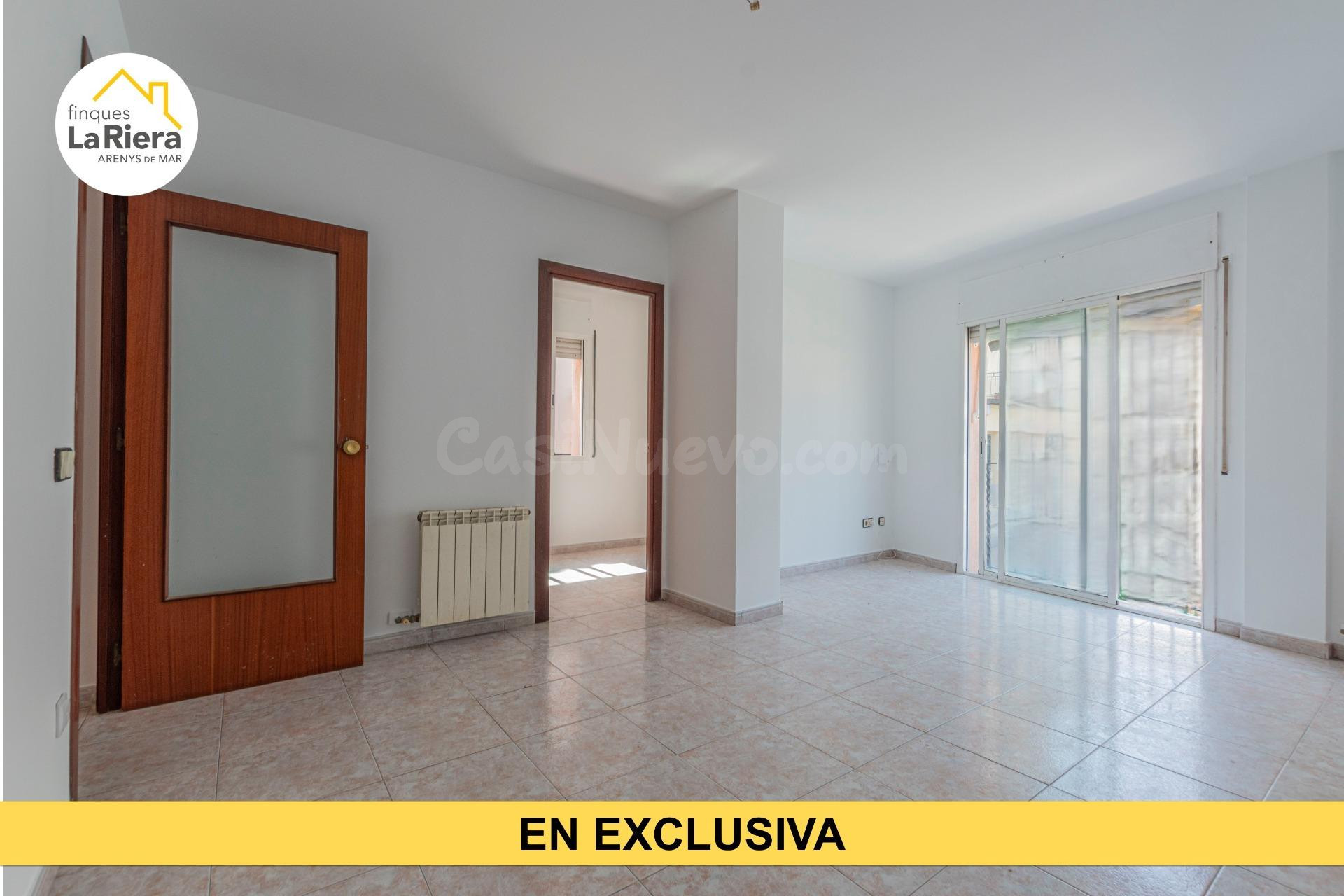 PISO DE TRES habitaciones CON PARKING Y TRASTERO.