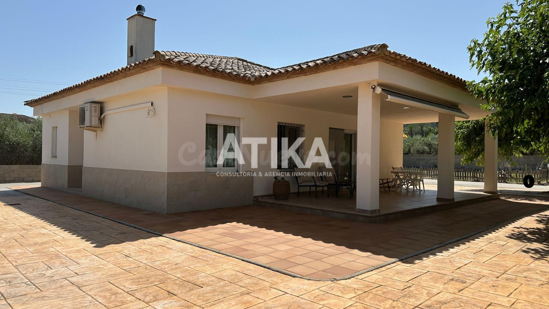 ¡FANTÁSTICO CHALET A LA VENTA EN ONTINYENT!