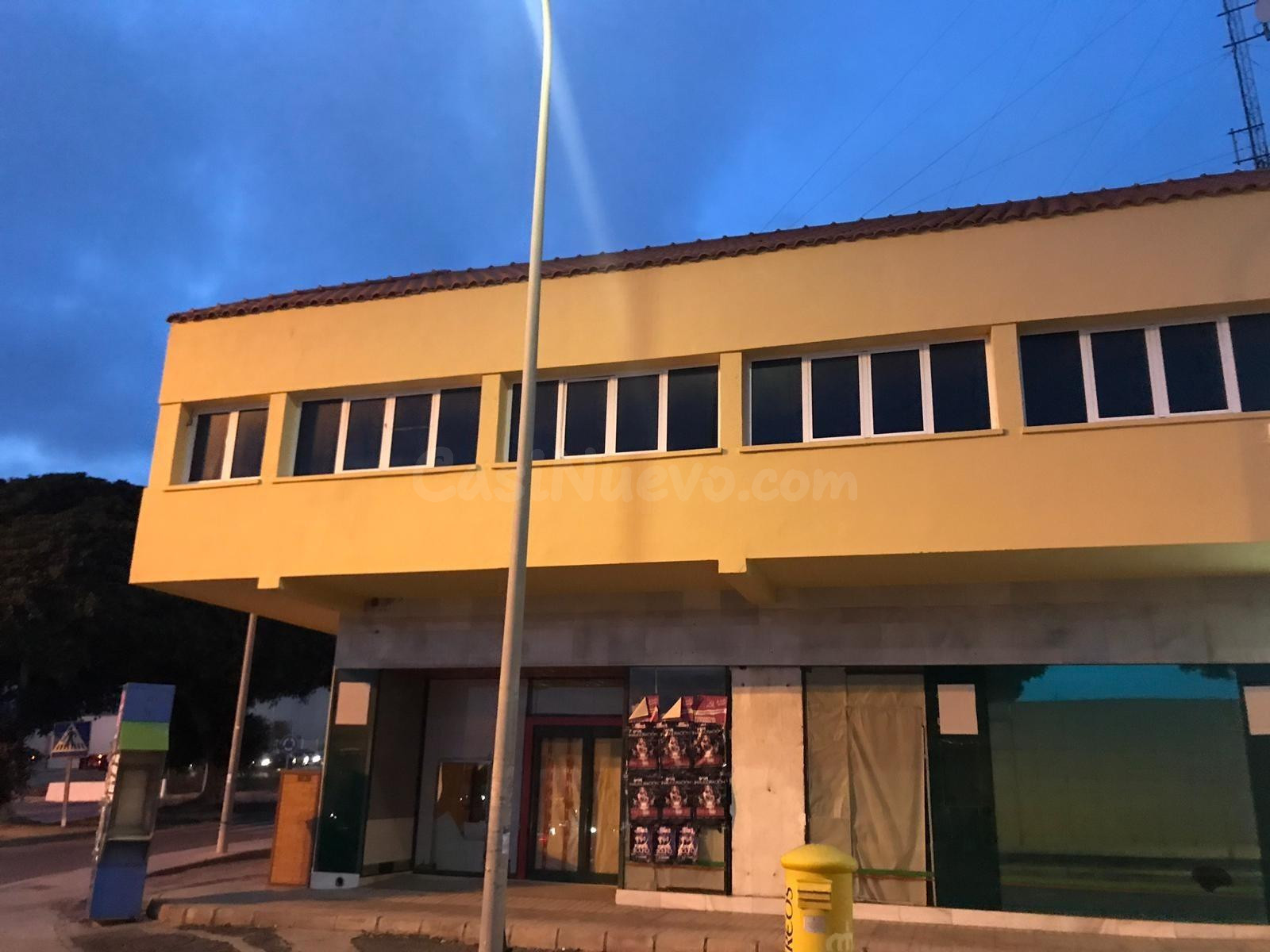 Local en venta en Santa María del Águila