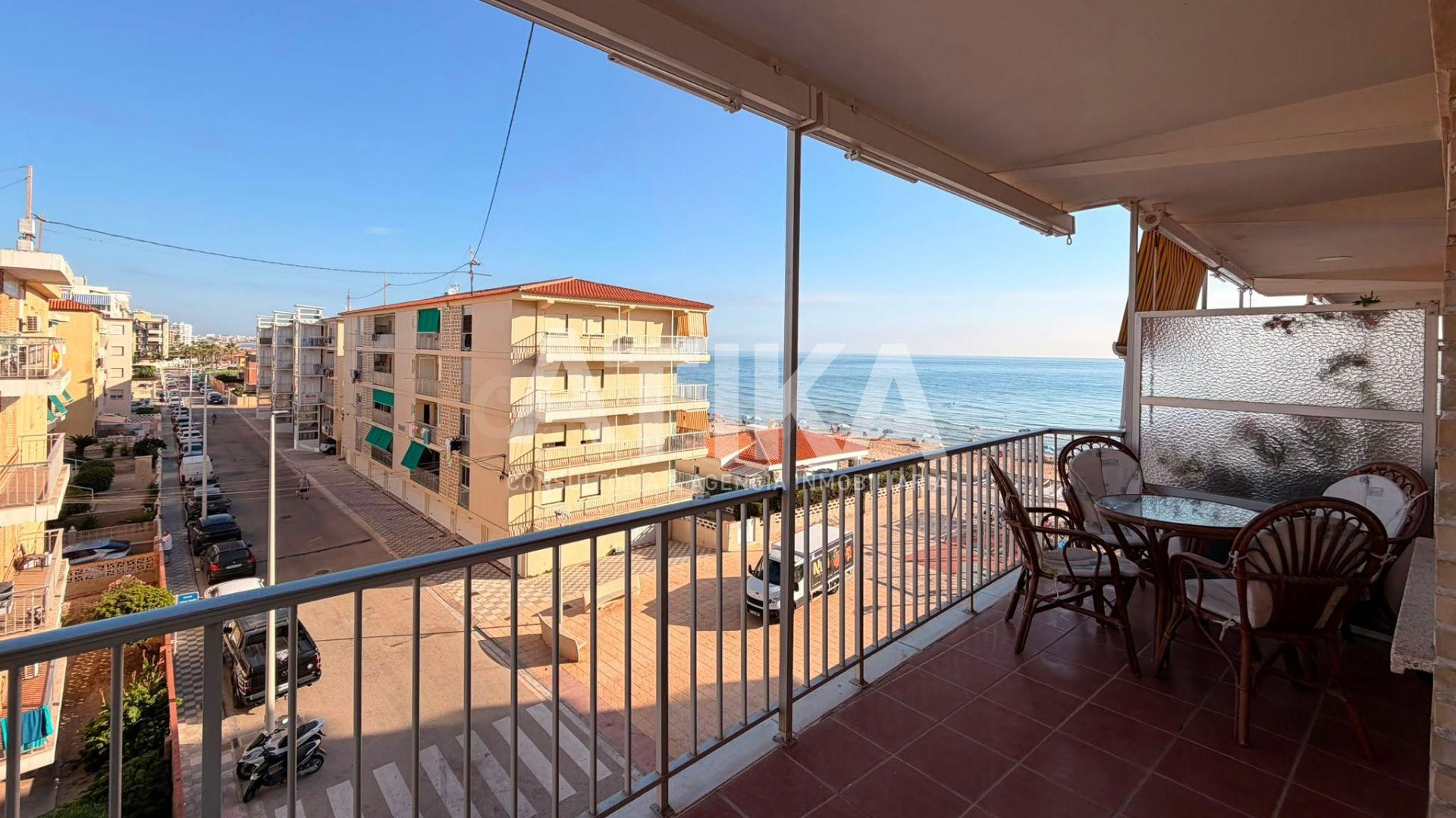 PISO EN VENTA EN PRIMERA LÍNEA - BELLREGUARD