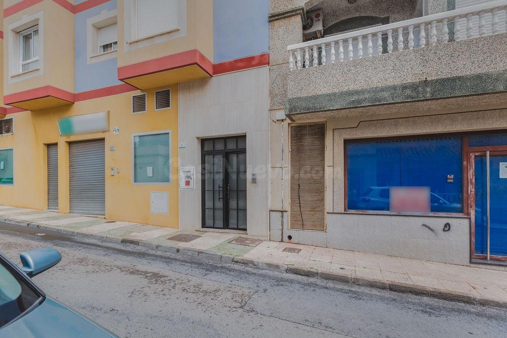 Piso OCUPADO en venta en Vícar