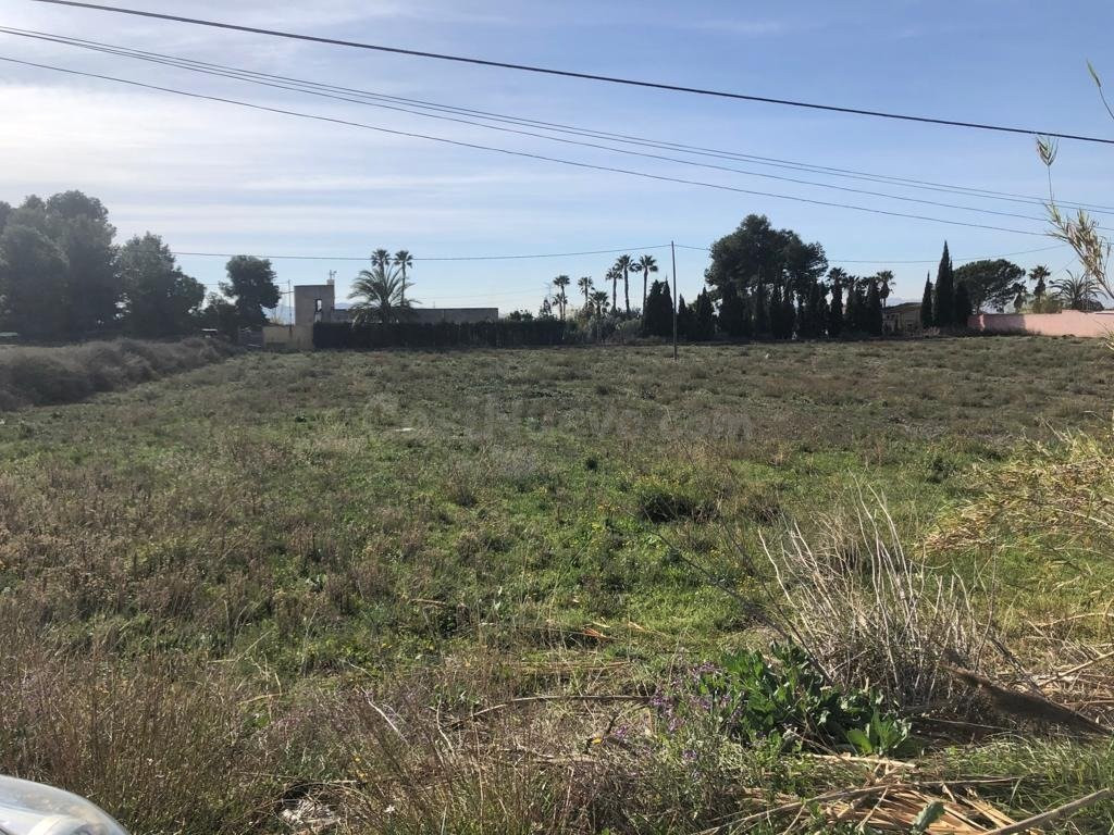 Se Vende Parcela en la Monfortina - Novelda (Alicante)
