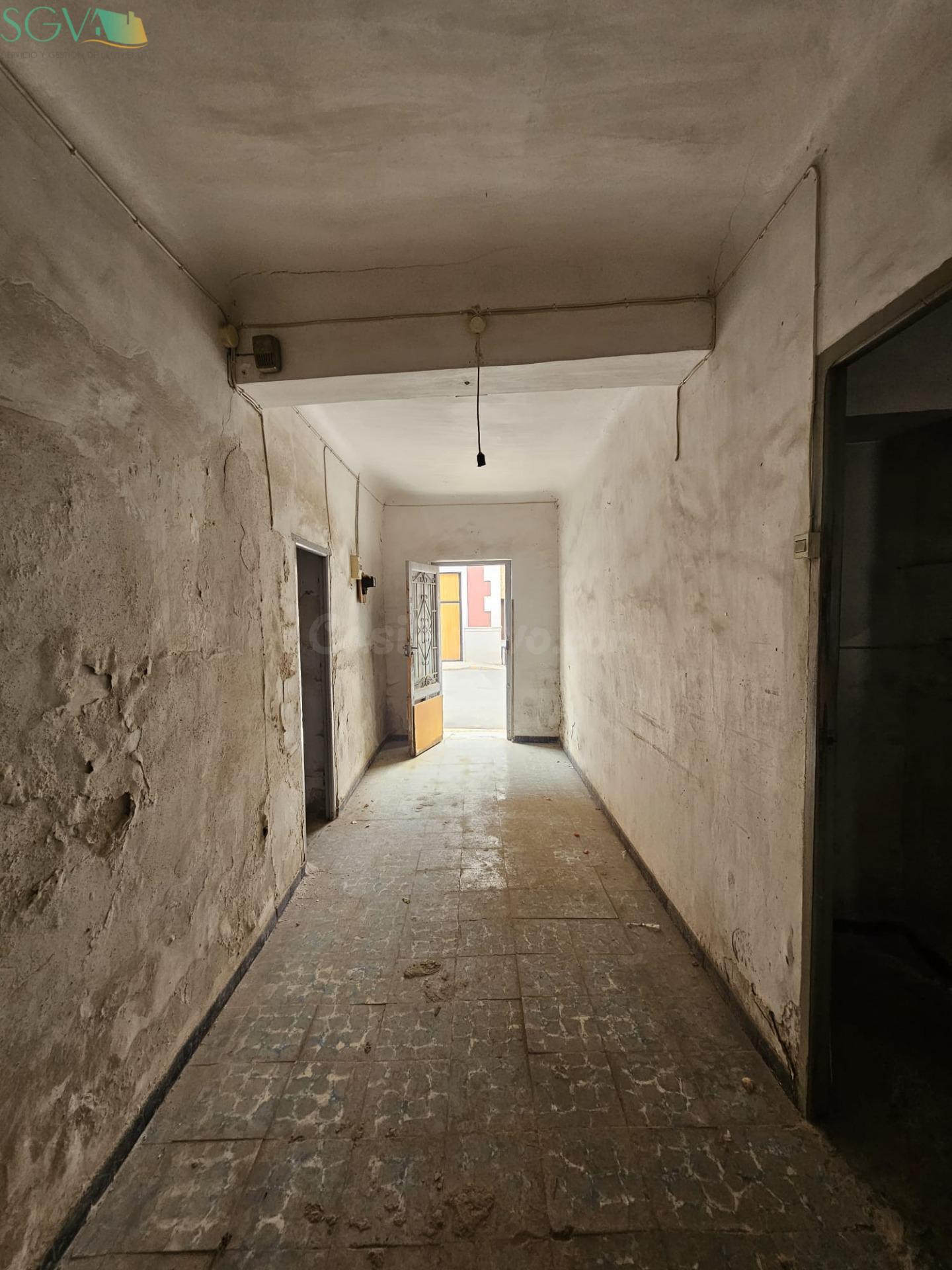 SE VENDE CASA PARA REFORMAR EN EL CENTRO DE MONFORTE DEL CID - ALICANTE