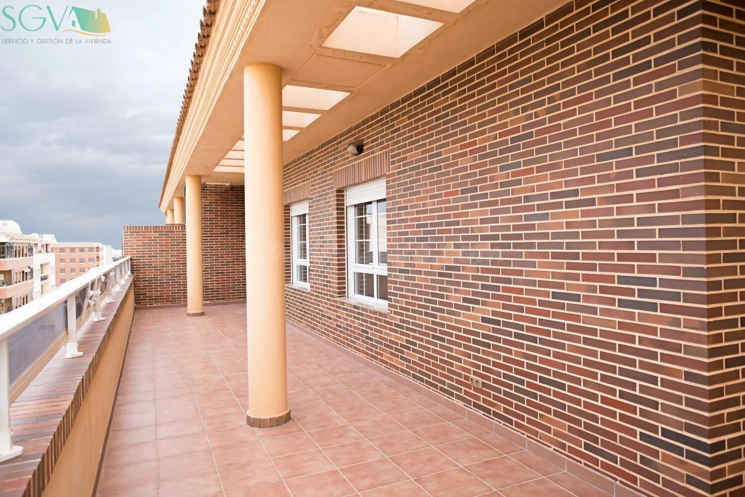 SE VENDE ÁTICO-DÚPLEX EN LA ZONA NUEVA DE NOVELDA - ALICANTE