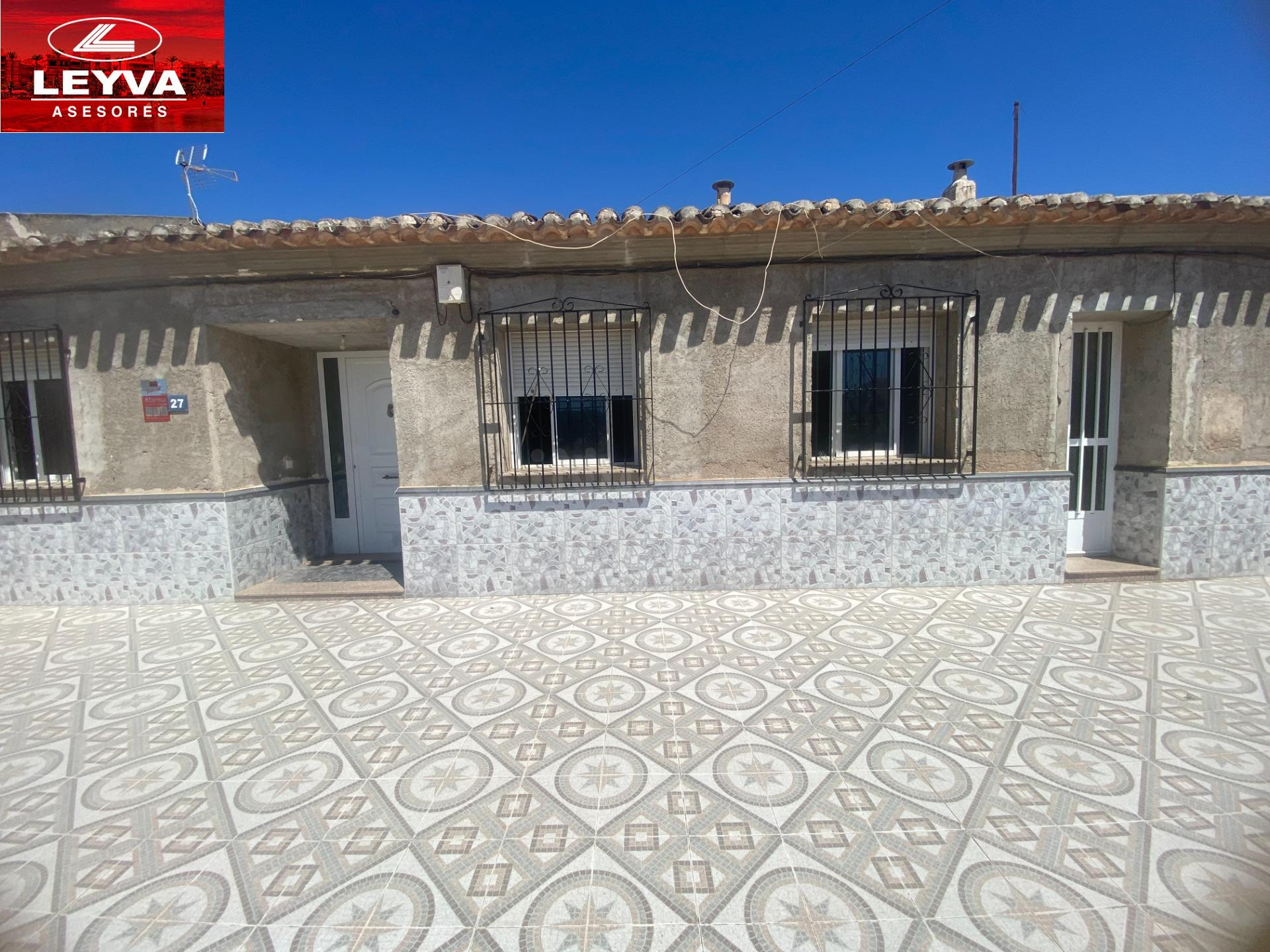 OPORTUNIDAD ÚNICA: DOS CASAS EN VENTA EN LAS PALAS