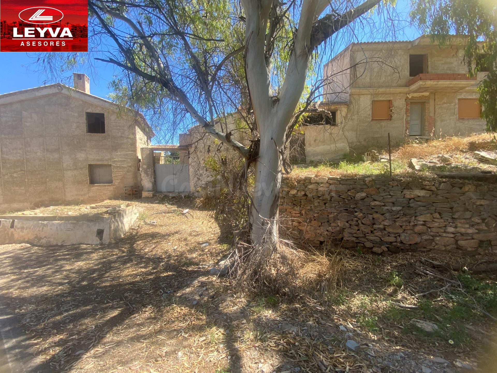 SE VENDE FINCA RÚSTICA CON GRAN POTENCIAL EN TALLANTE