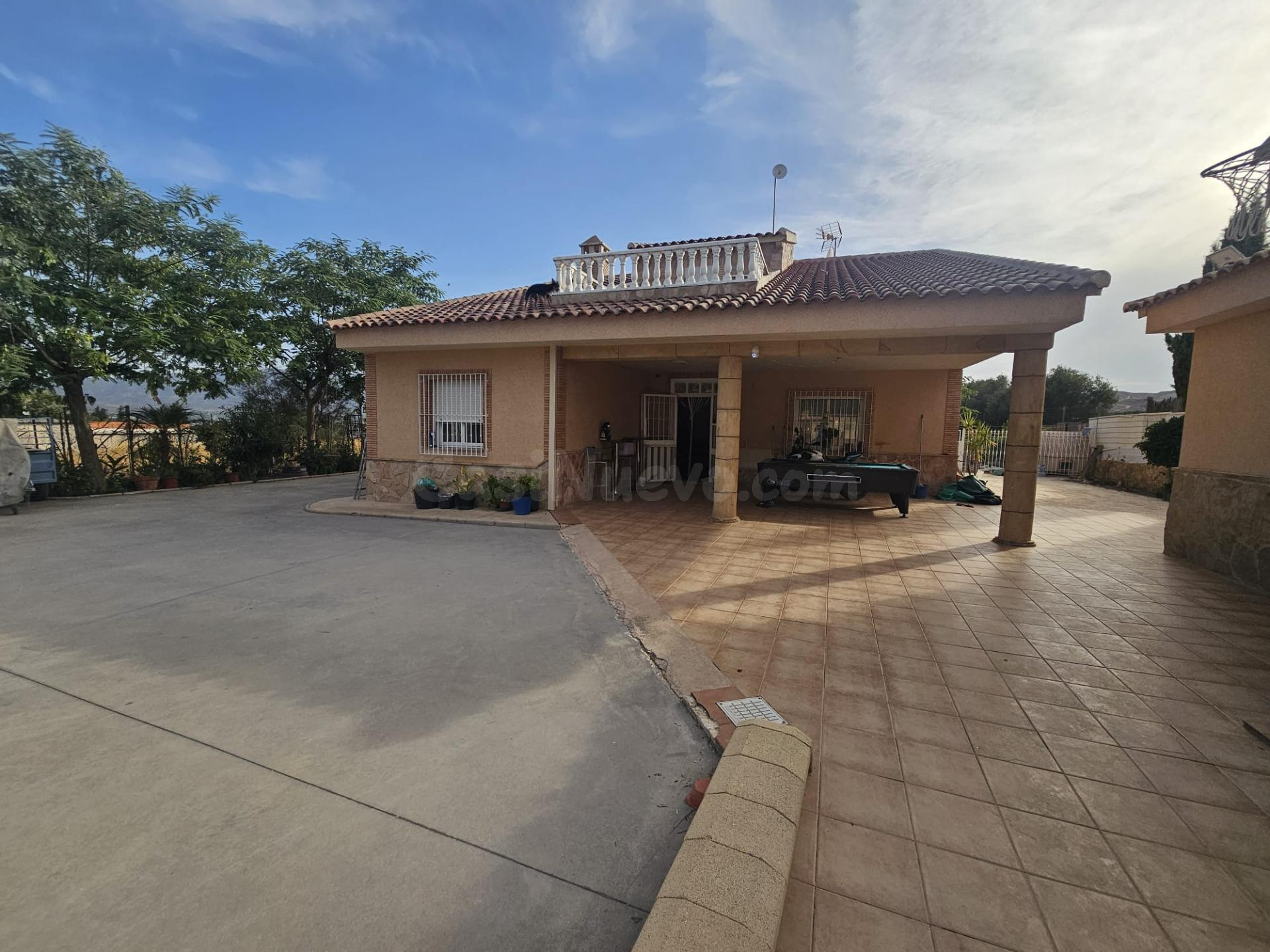 CASA CON TERRENO EN SANGONERA LA SECA