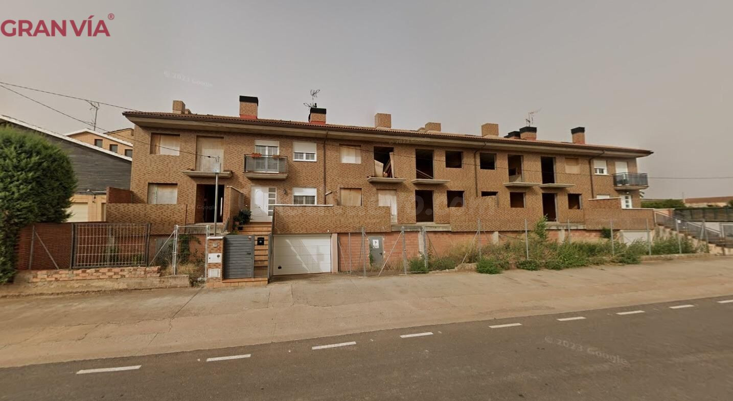 Edificio en obra en Hormilla