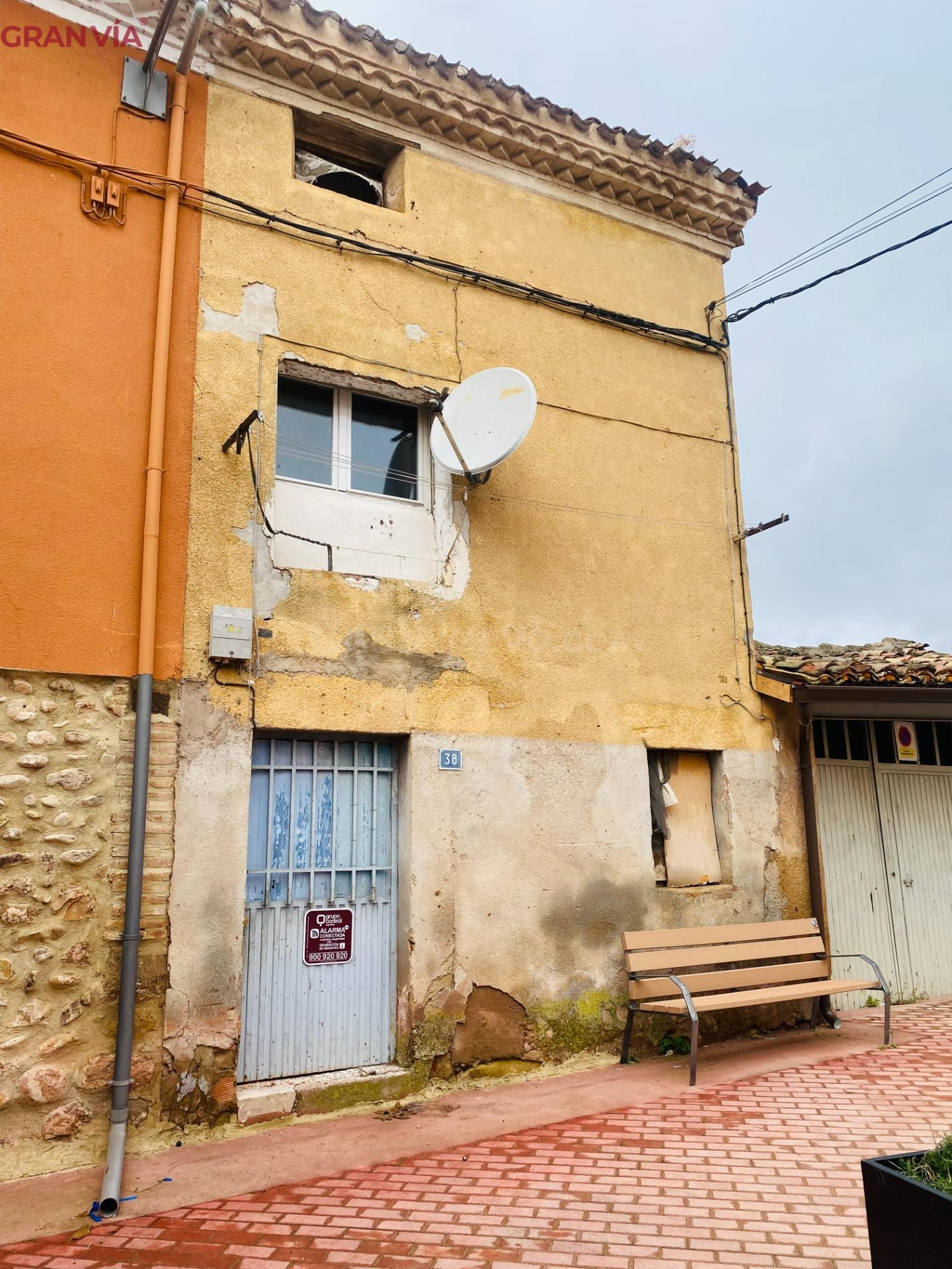 Casa en venta en  Uruñuela