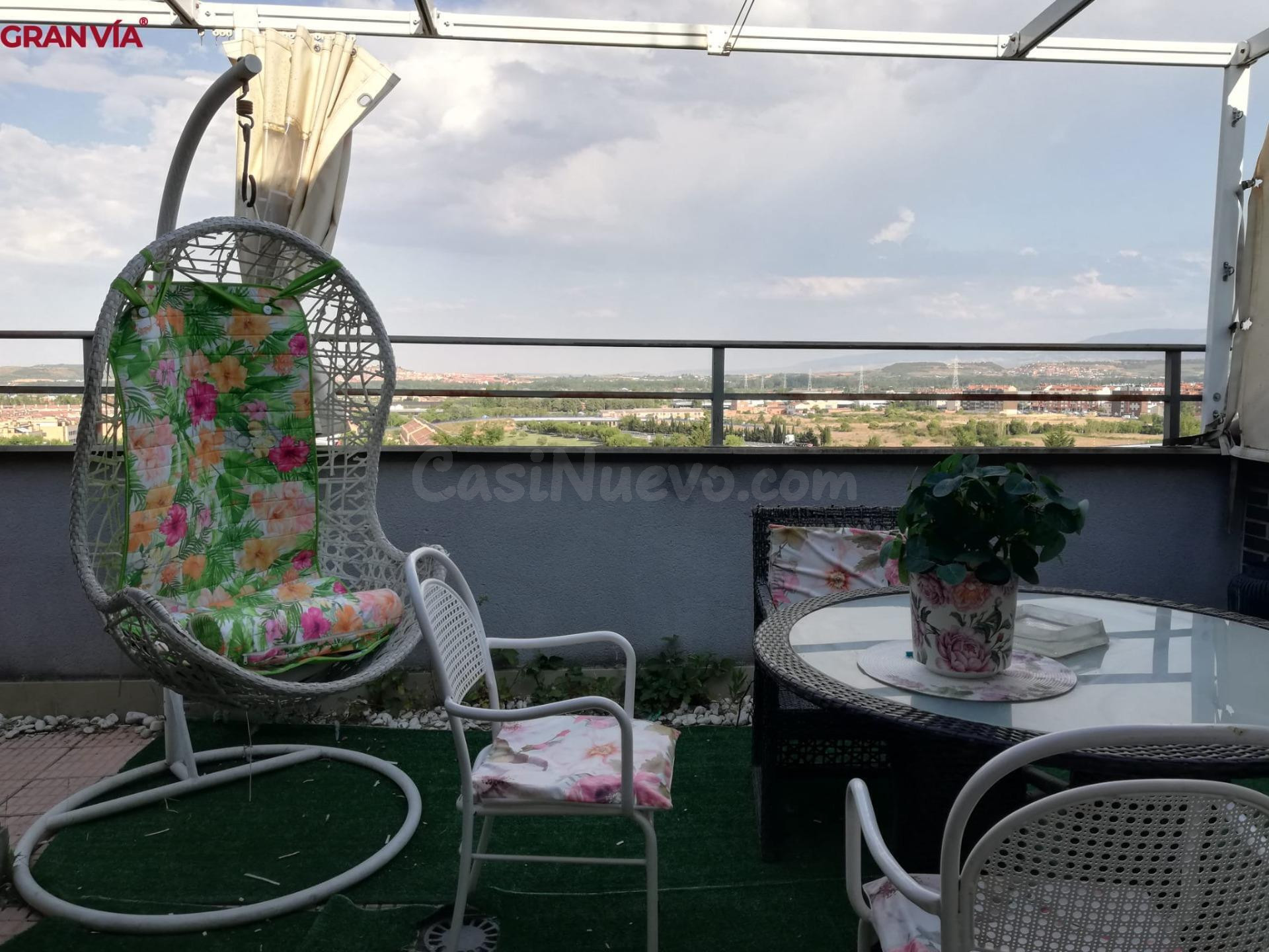 Excelente oportunidad ático a la venta  en  Lardero