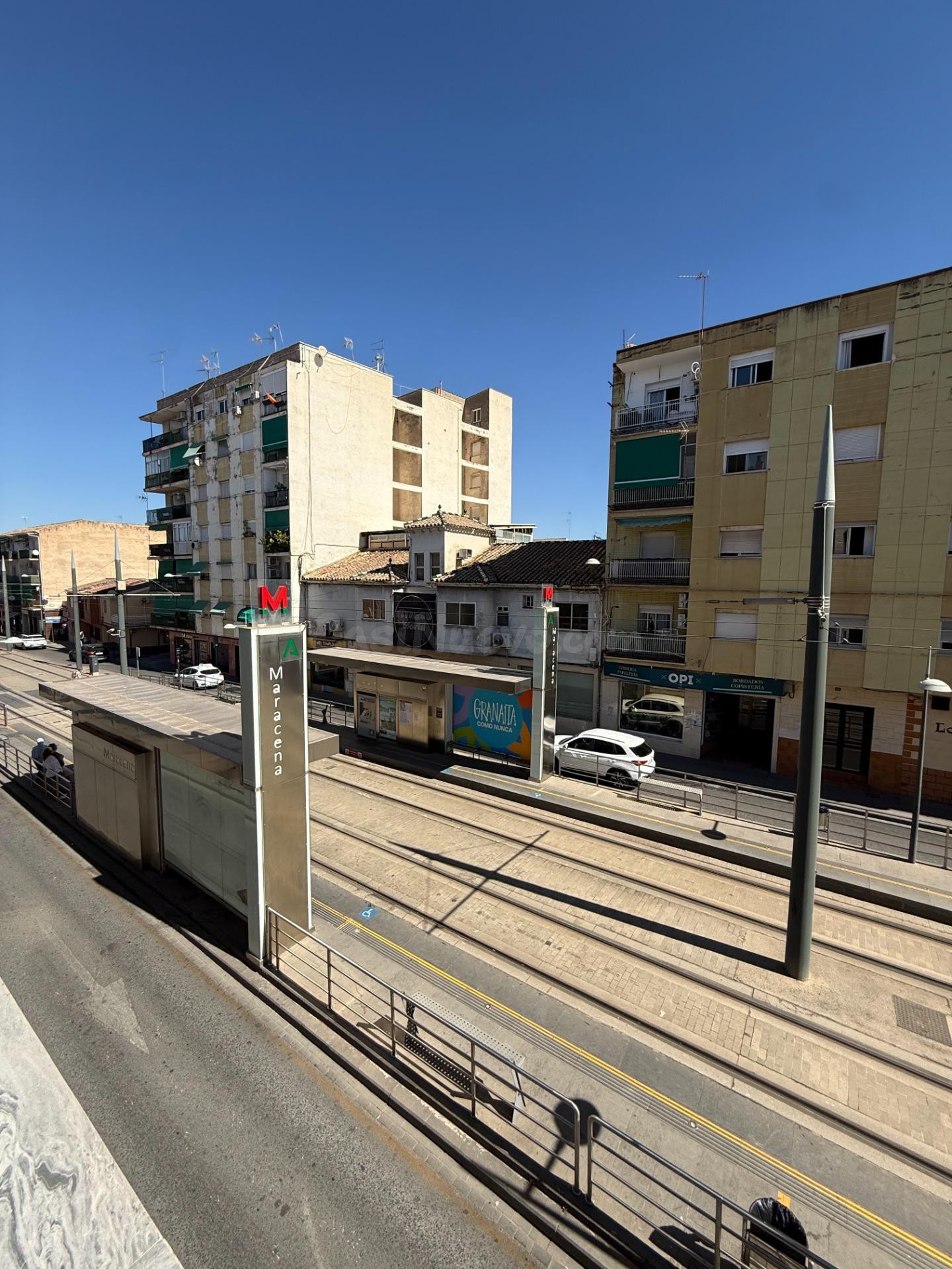 PISO EN ALQUILER EN MARACENA JUNTO AL METRO | 3 DORMITORIOS Y ASCENSOR