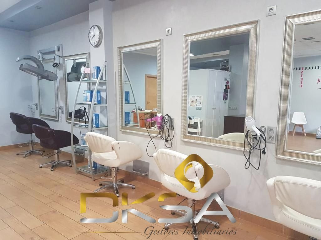 Local comercial en venta en plaza corona de Aragón, Vila-real