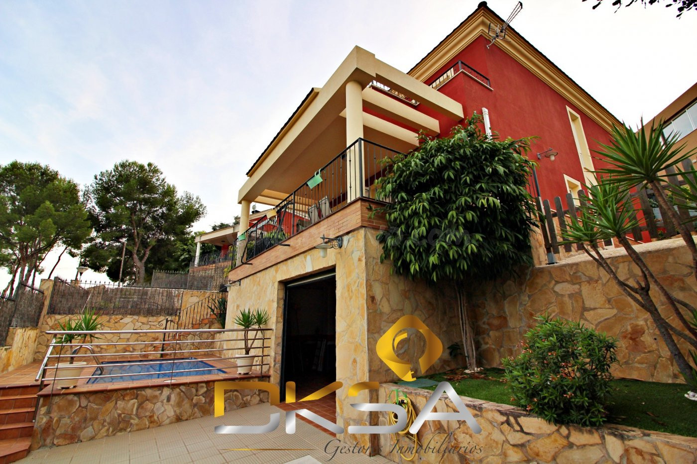 Amplio y precioso chalet en venta en Montornés, Benicásim