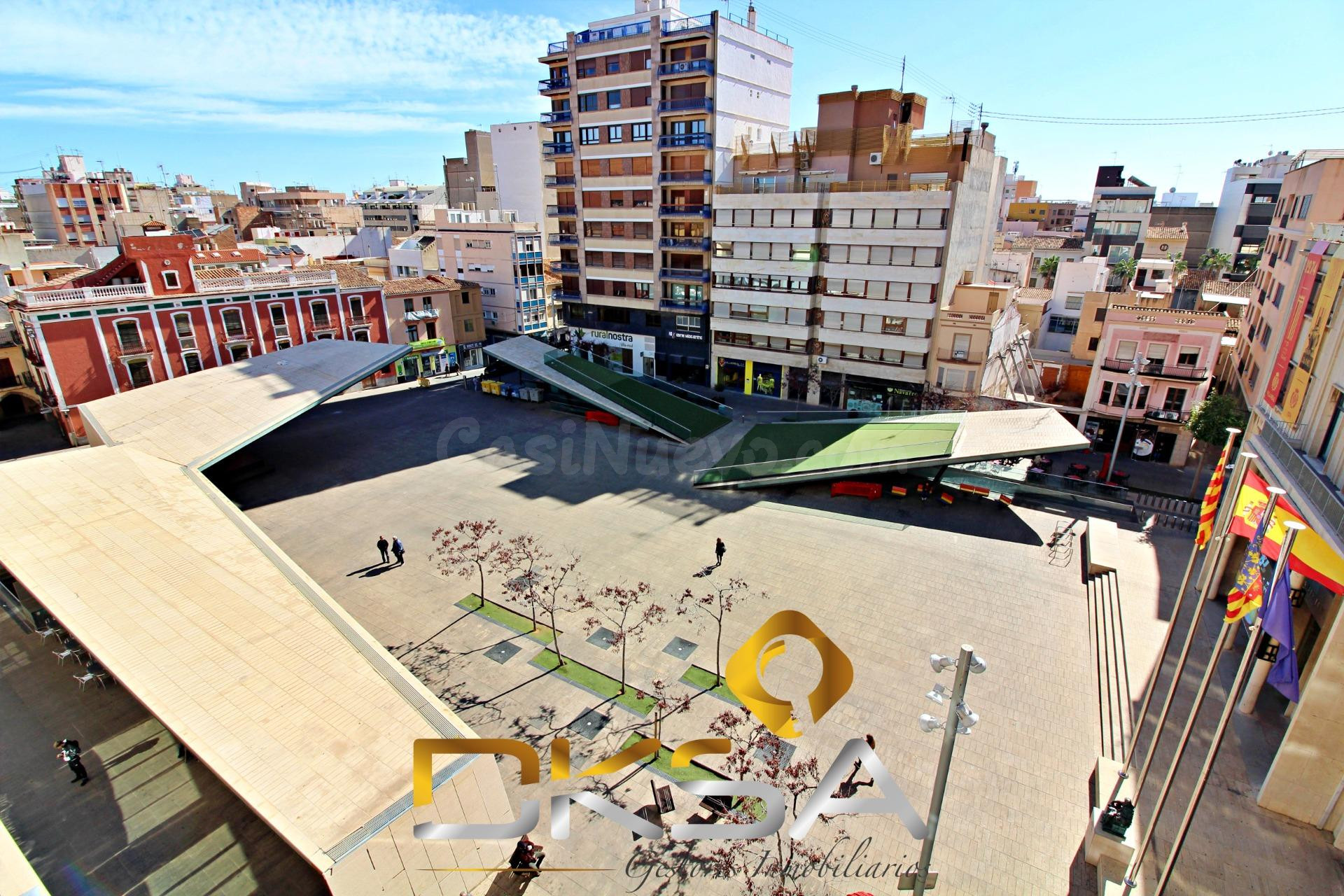 Imponente y amplio piso en la Plaza Mayor de Vila-real
