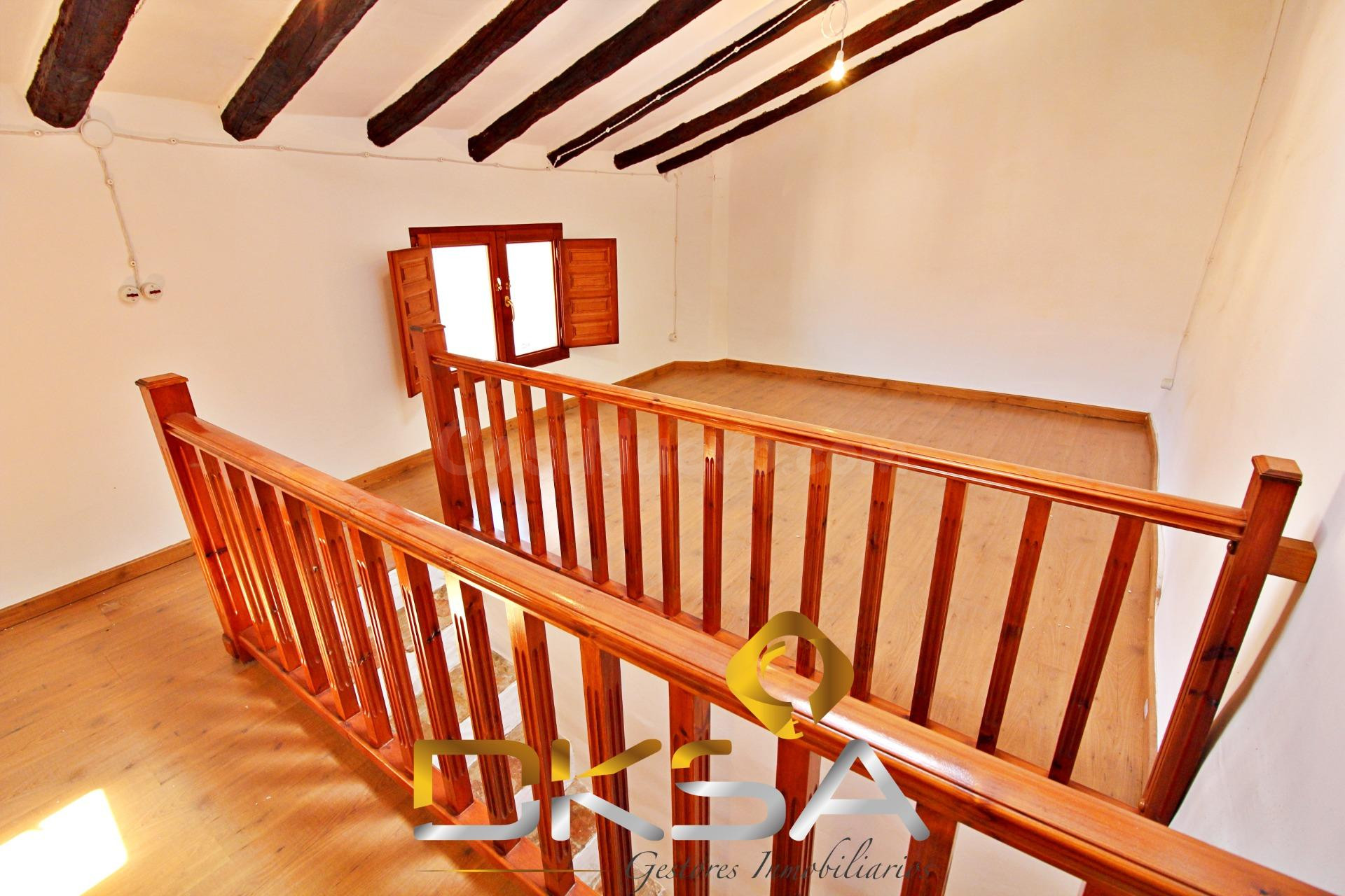 Casa con encanto en el Ayuntamiento de Cabanes - foto 3