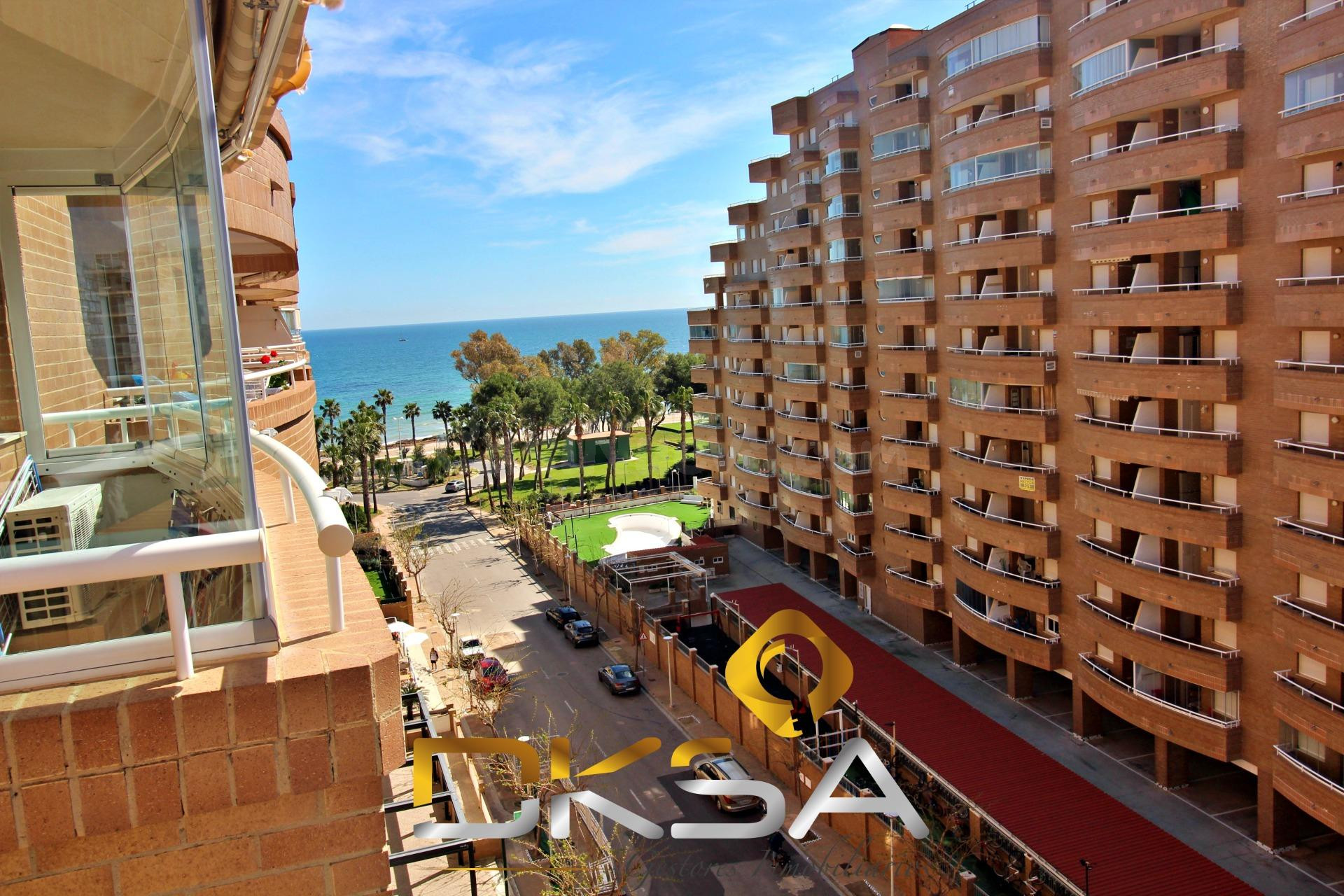 Amplio apartamento en 1ª línea de mar lateral, Magic World, Oropesa
