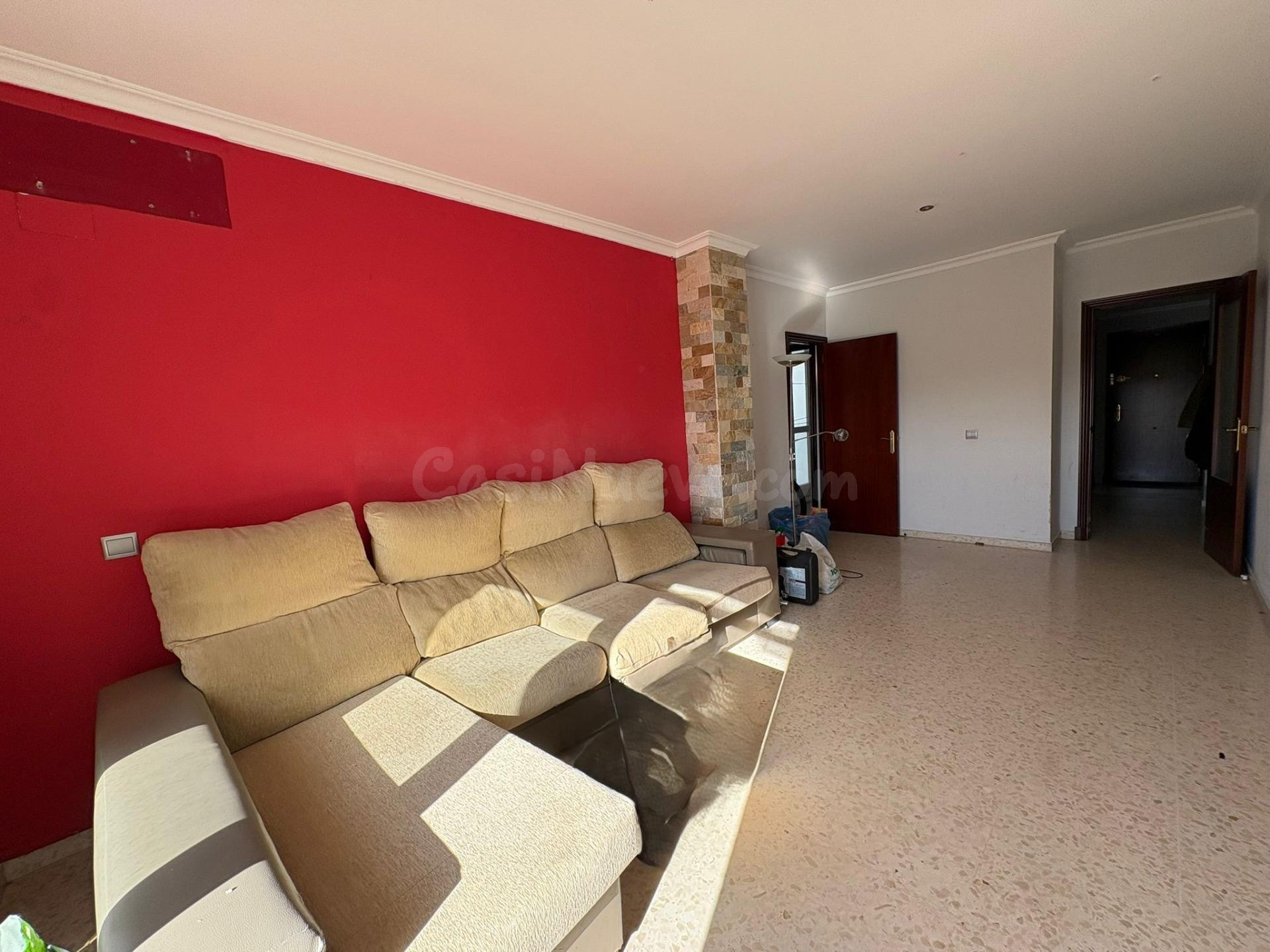 PISO AVEN. RONDA DEL ESTERO CON GARAJE Y TRASTERO