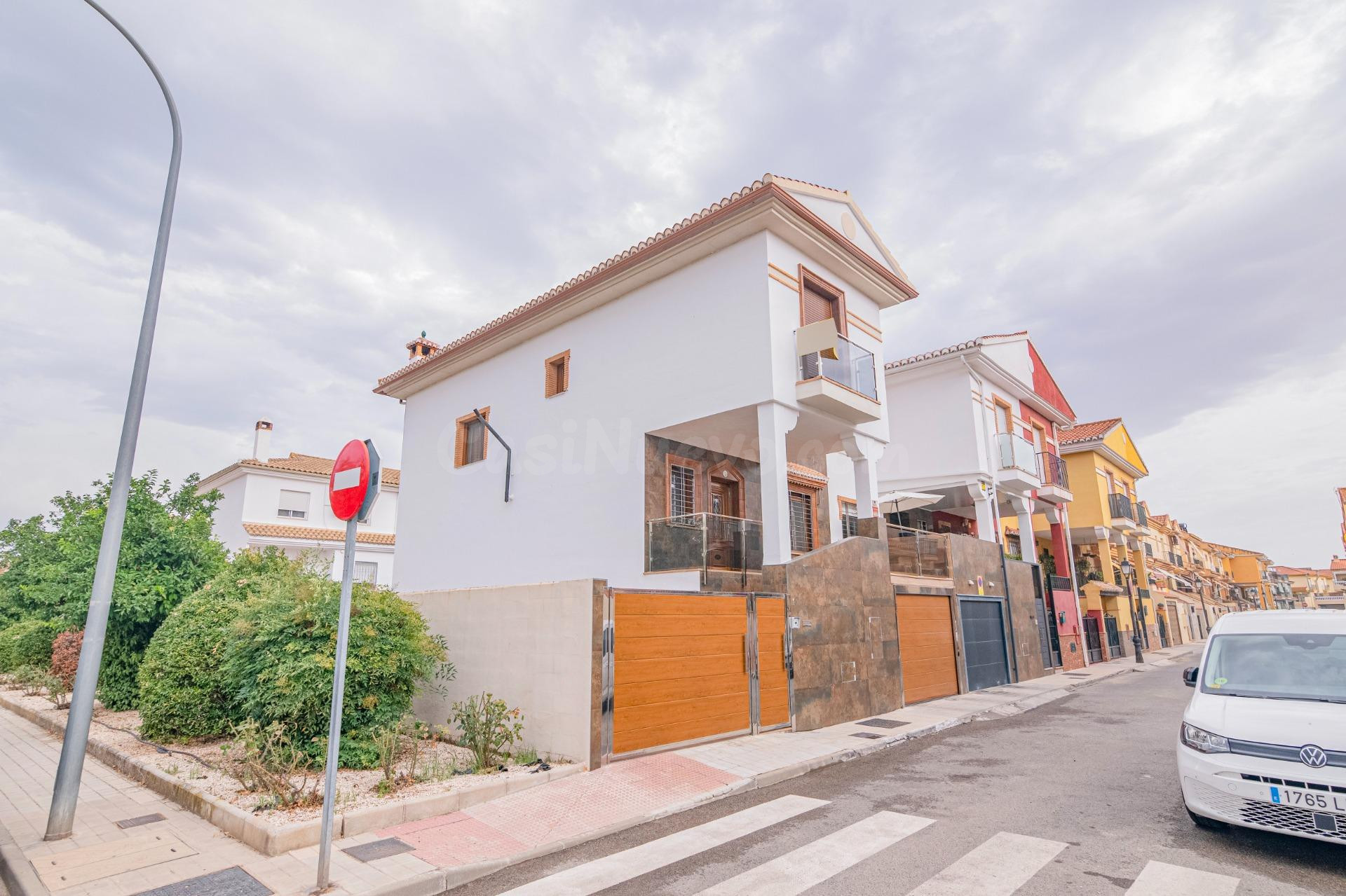 IMPRESIONANTE CASA EN AMBROZ!!!!!!!!! - foto 2