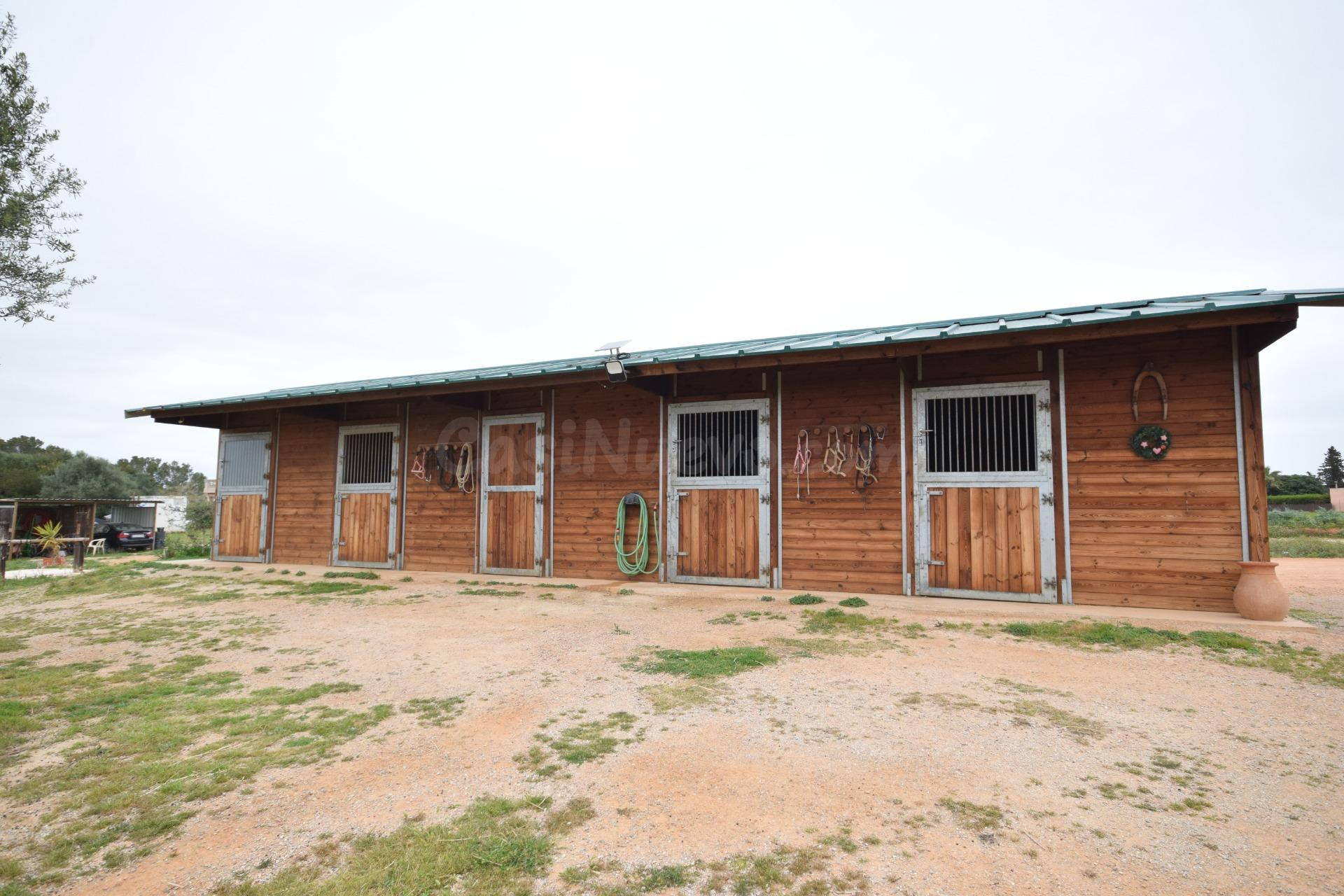 S'Aranjassa, parcela con LUZ y AGUA para vivienda unifamiliar inscrito en REGA y RIA