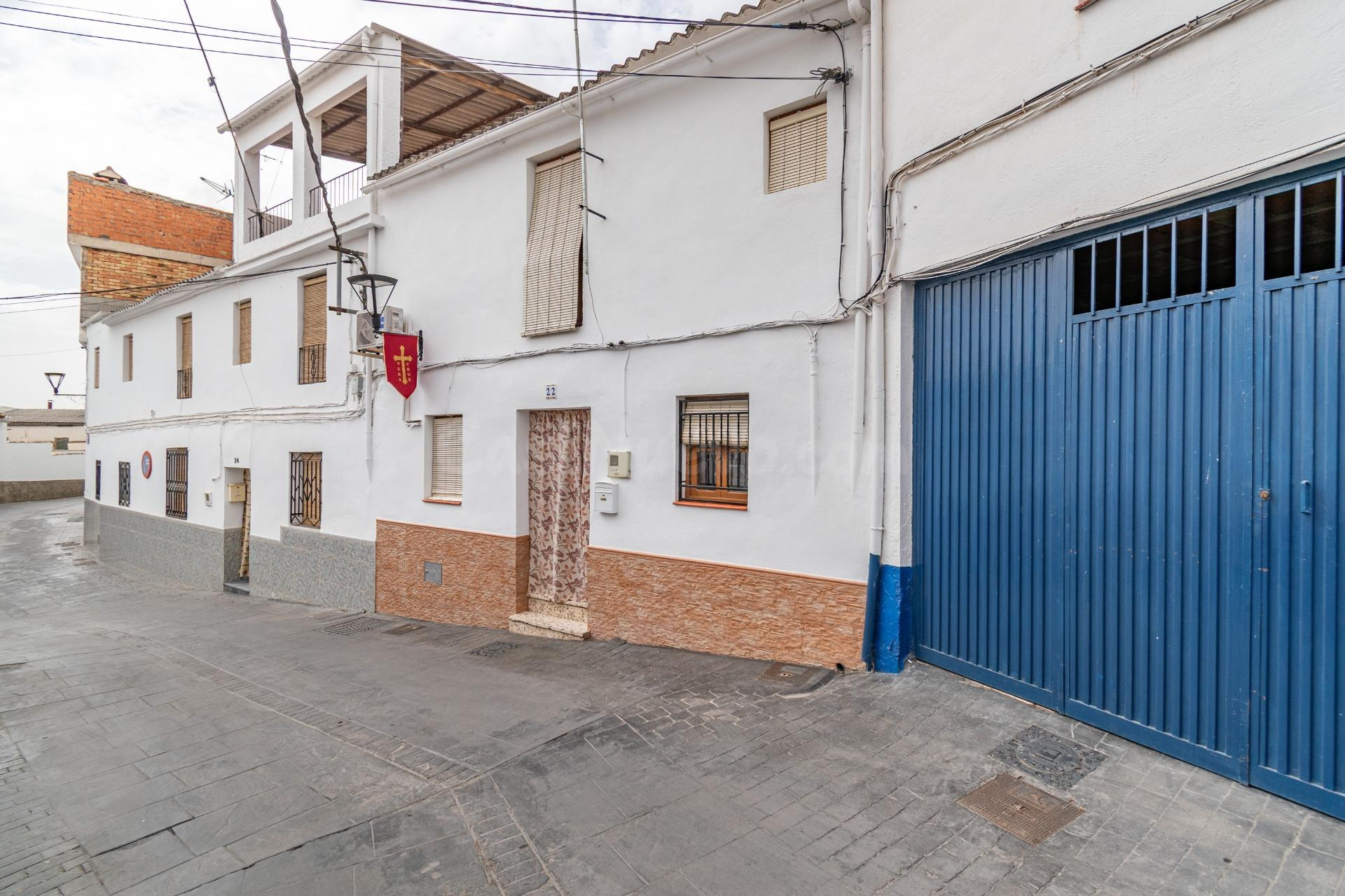 preciosa casa de pueblo en colomera - foto 5