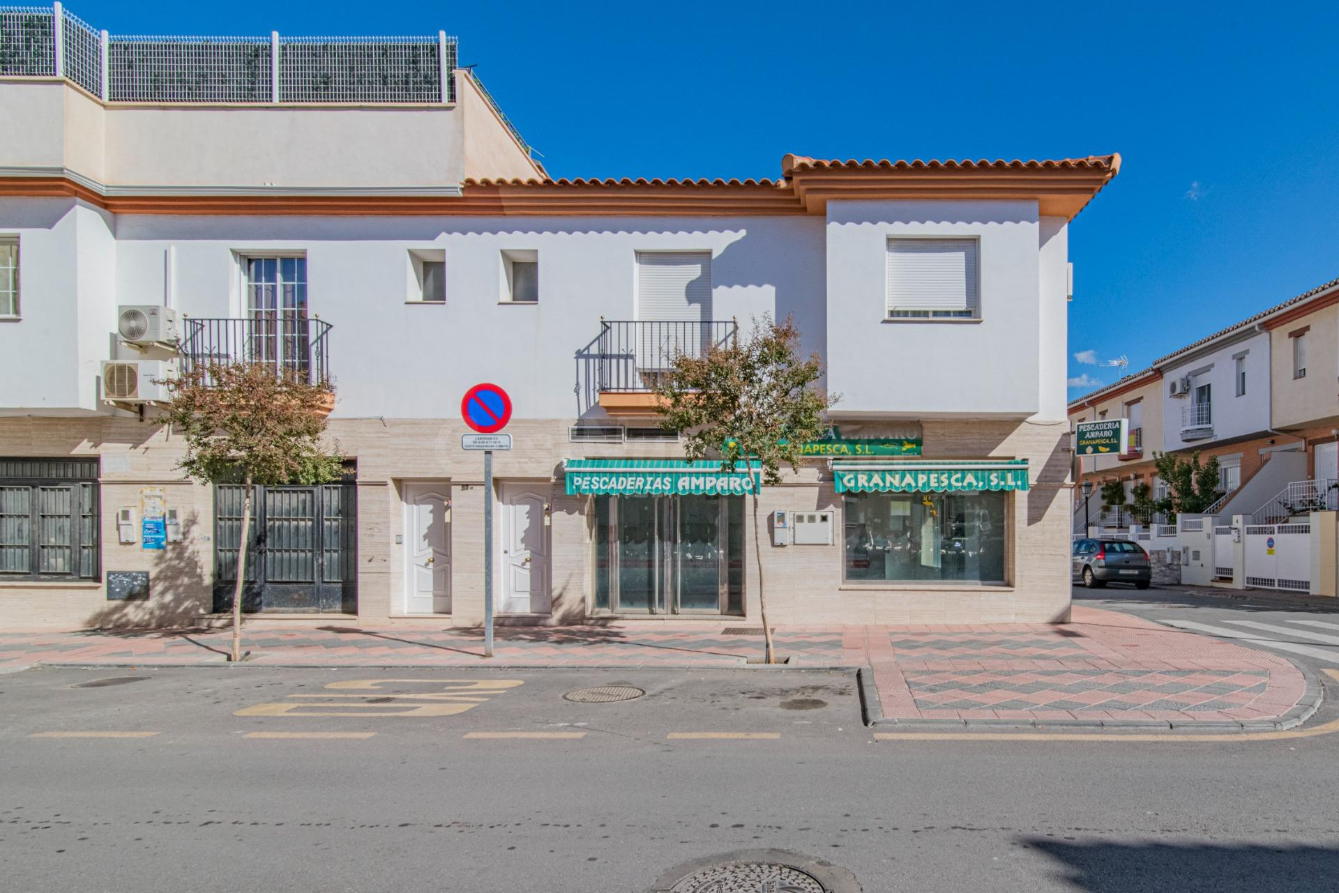 Local Comercial en la Calle San Miguel de Armilla