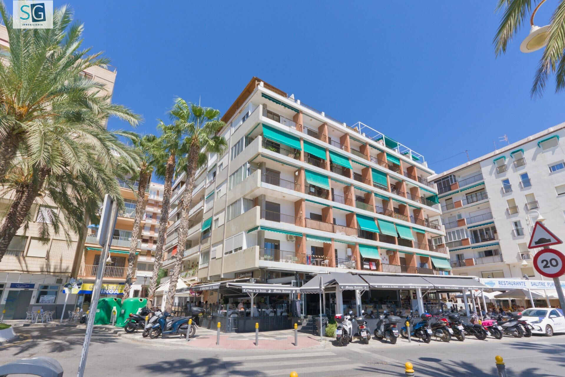 Piso 3 dormitorios en pleno centro del Almuñécar junto a la playa