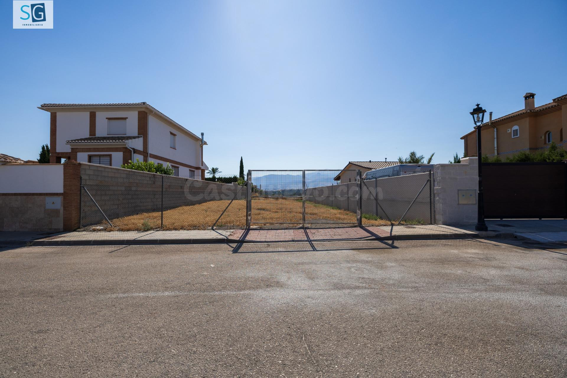 Terreno Urbanizable en Urb. Sueños de Cadima - Alhendin por solo €109,900
