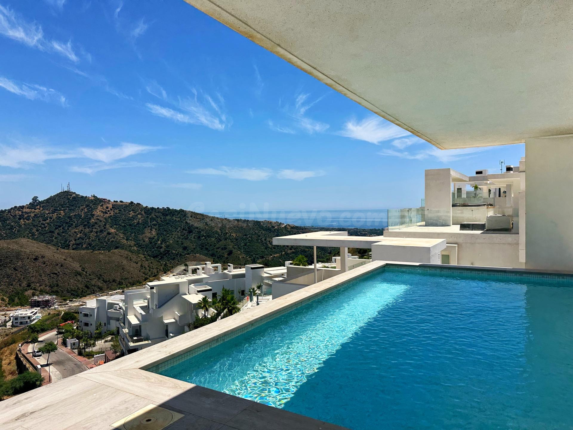 Ático Dúplex de Lujo con Piscina Privada en la Azotea y Vistas Panorámicas al Mar | Palo Alto, Ojén – Marbella