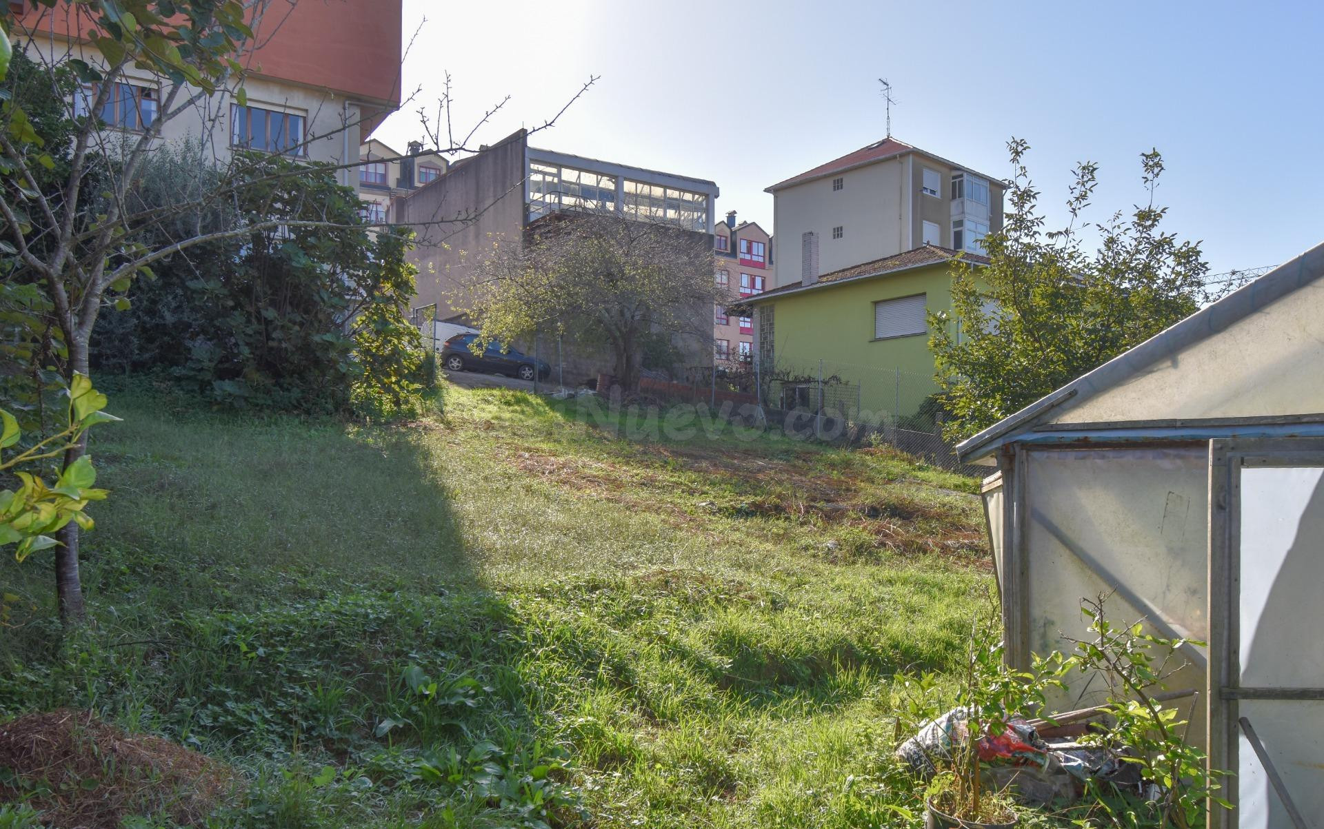 PARCELA EDIFICABLE DE 1215  M2 EN ZONA DROZO