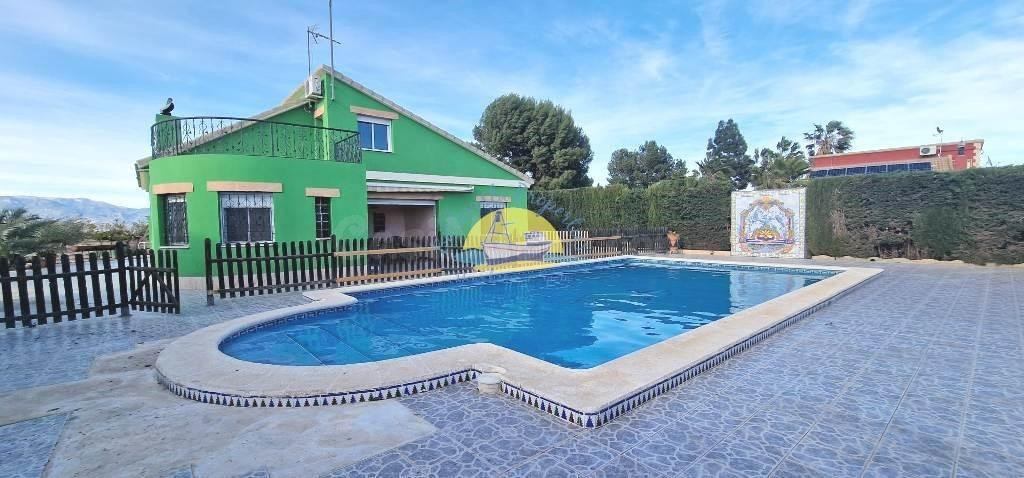 CASA DE CAMPO EN EL PARETÓN!