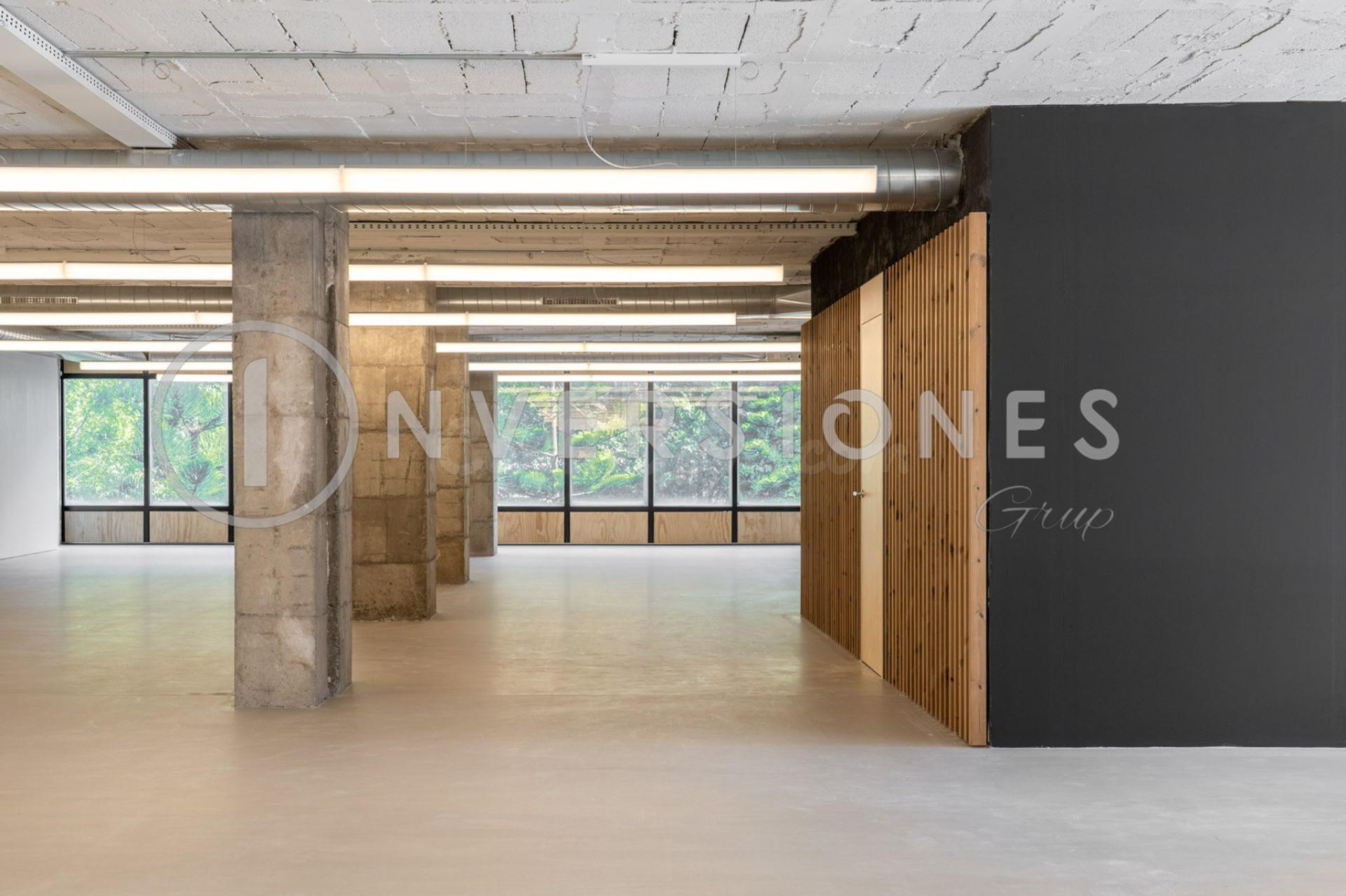 Oficina 1315m² en alquiler - La Maternitat i Sant Ramon