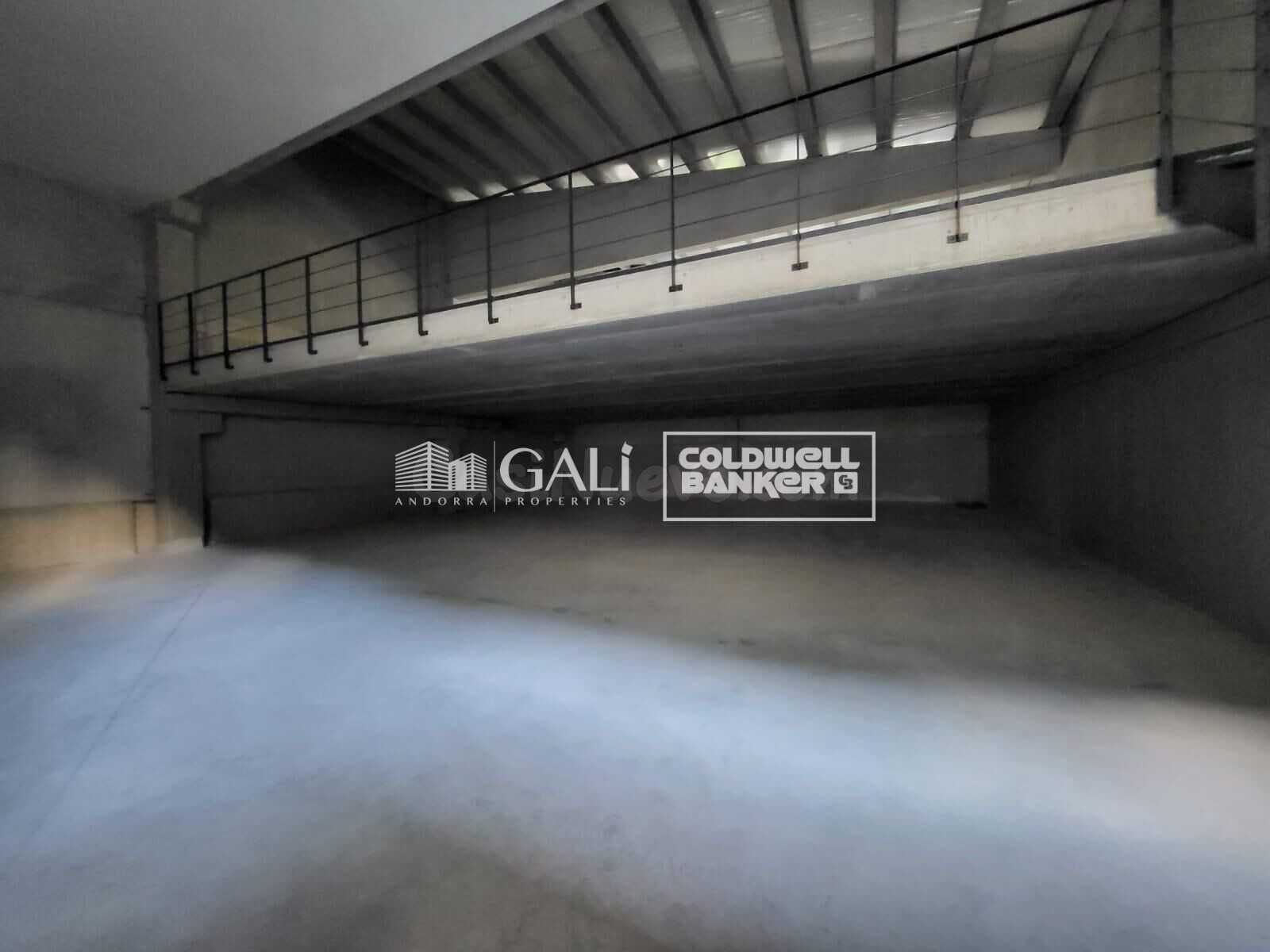 VENTA NAVE INDUSTRIAL - LA MASSANA