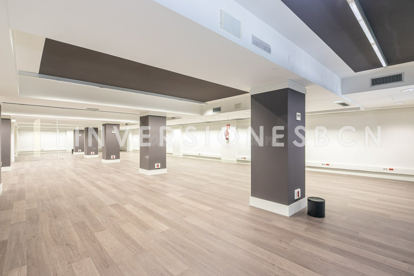 Local comercial 727m² en alquiler - La Nova Esquerra de l´Eixample