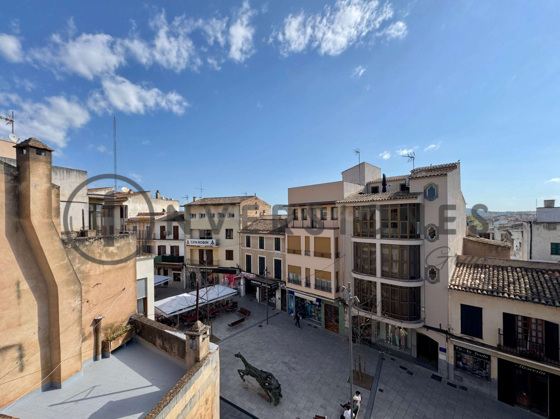 Casa 10 habitaciones 813m² en venta - Manacor Centro