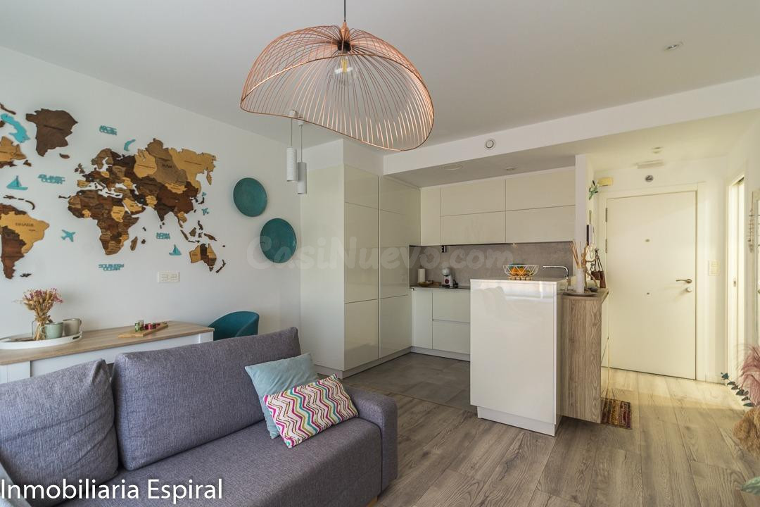 ¡Inversión Top en Pontevedra! Piso 1D Equipado con Licencia Turística