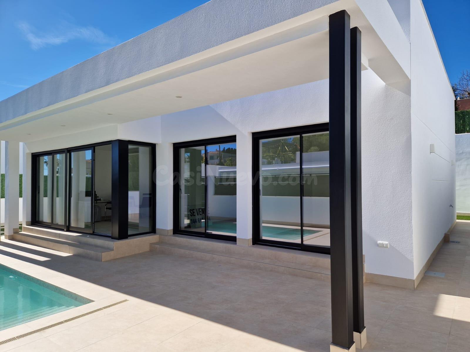 CHALETS DE NUEVA CONSTRUCCIÓN - ZONA PINAR DE CAMPOVERDE -