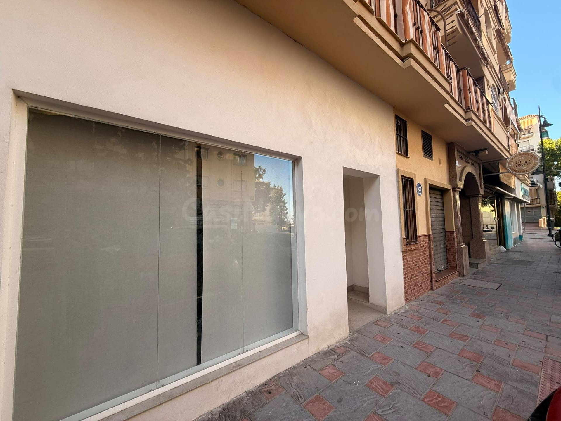 EN ALQUILER, LOCAL COMERCIAL en calle Inca,  A PIE DE CALLE