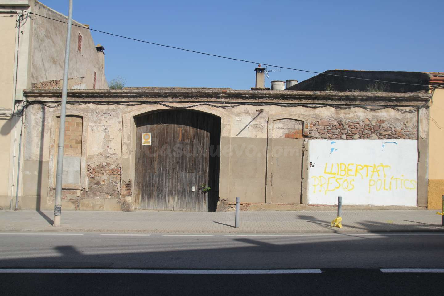 TERRENO URBANIZABLE PARA HACER 6 PISOS O DOS CASAS ADOSADAS