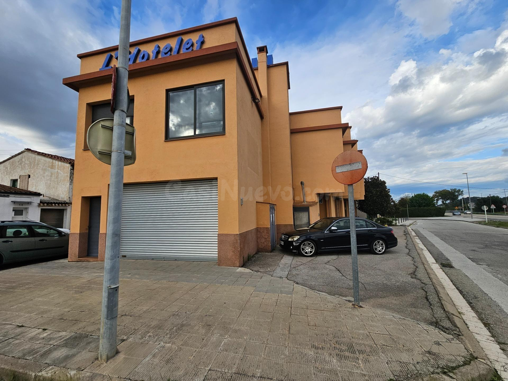 Hotel 10 habitaciones 485m² en venta - Les borrelles