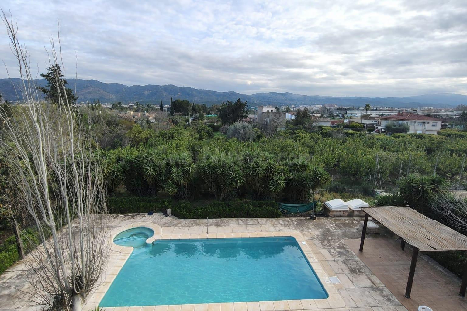 FINCA CON CHALET DE 6 DORMITORIOS CON PISCINA PRIVADA - ZONA EL PALMAR, MURCIA -