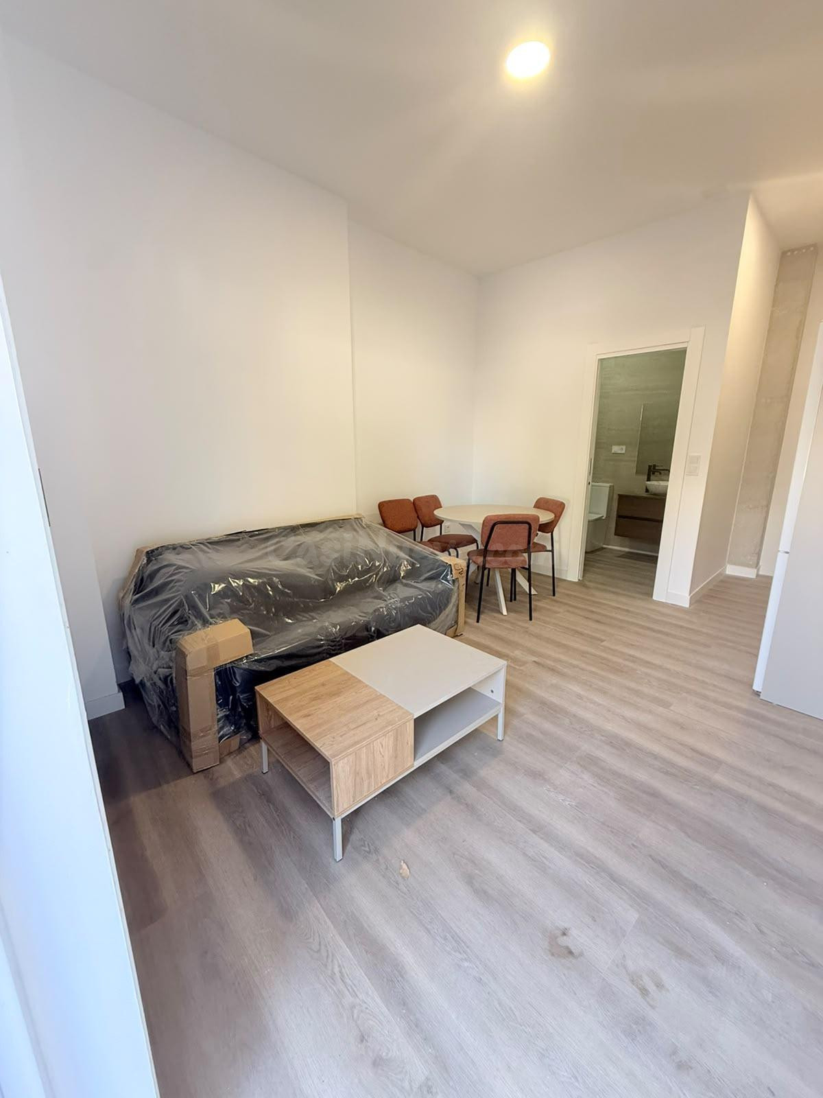 APARTAMENTO JUAN DE BORBON ¡Descubre tu nuevo hogar en el corazón de Murcia! ✨