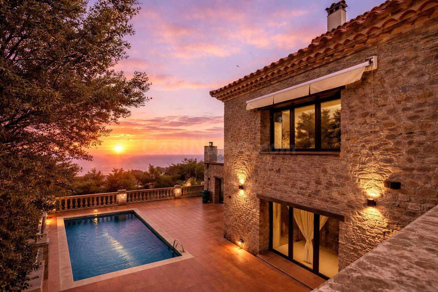 VILLA EN SA RIERA CON VISTAS AL MAR Y UN GRAN POTENCIAL DE REFORMA