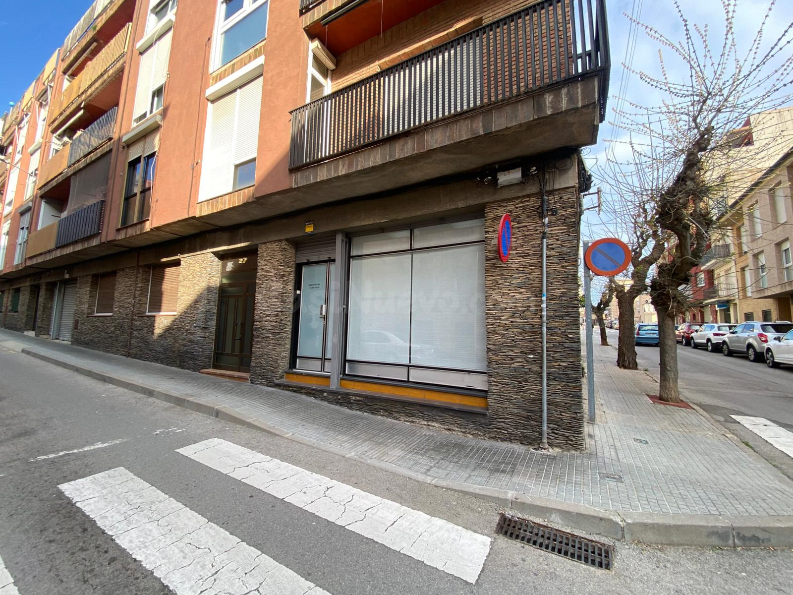 LOCAL CANTONERO CON GRAN POTENCIAL EN EL CENTRO DE CASTELLAR