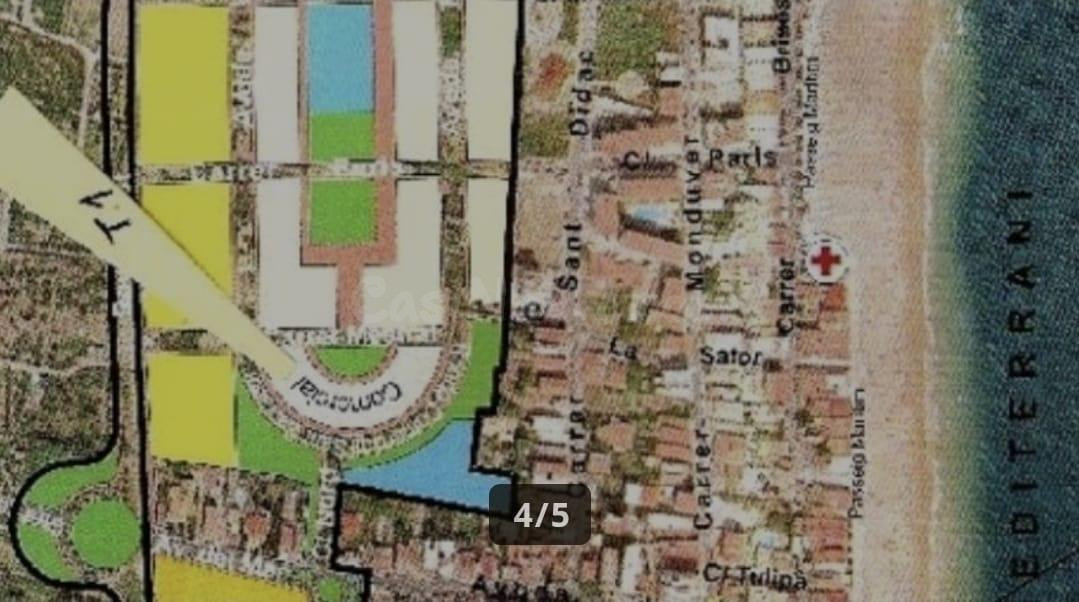 CENTRO URBANO EN RONDA COMERCIAL SANT SALVADOR, PILES, VALENCIA