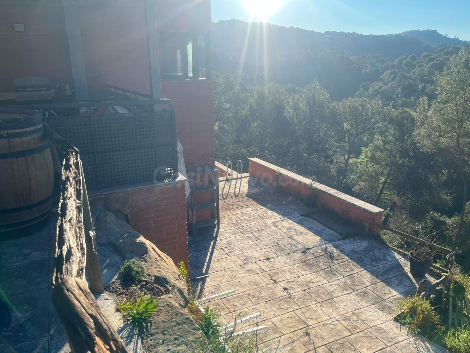 Chalet independiente con terraza en Sant Llorenç Savall