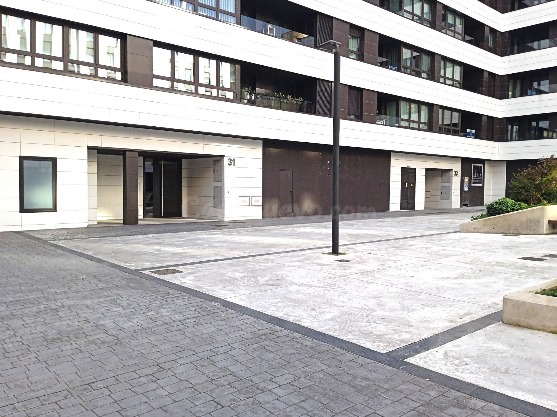 Local comercial 302m² en alquiler - Centro